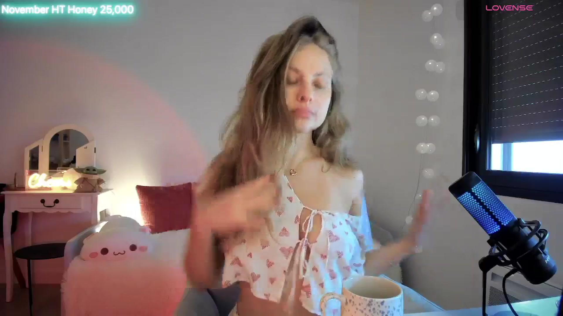 Gallery image thumbnail from ImKeira's myfreecams stream on, 11/16/2025, 11:05 image 17 of 20