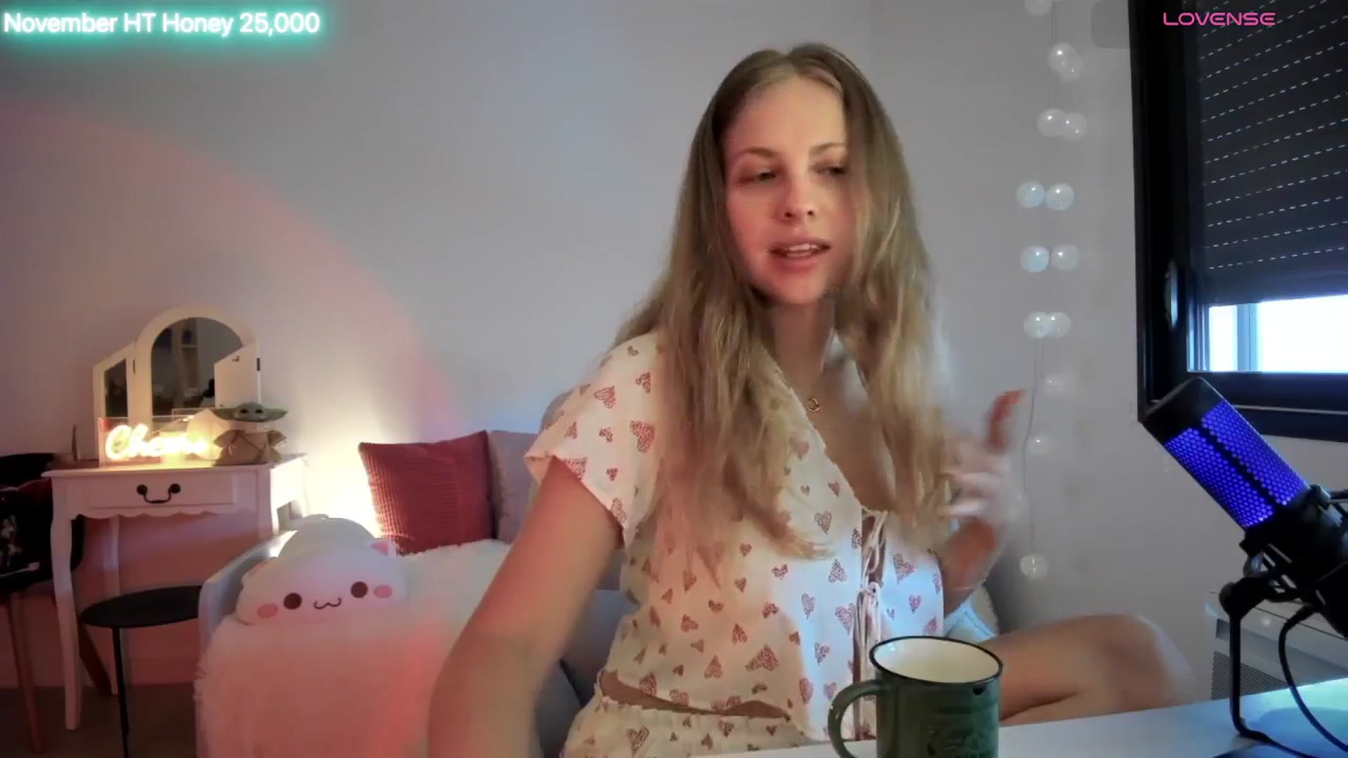 Gallery image thumbnail from ImKeira's myfreecams stream on, 11/16/2025, 11:05 image 5 of 20