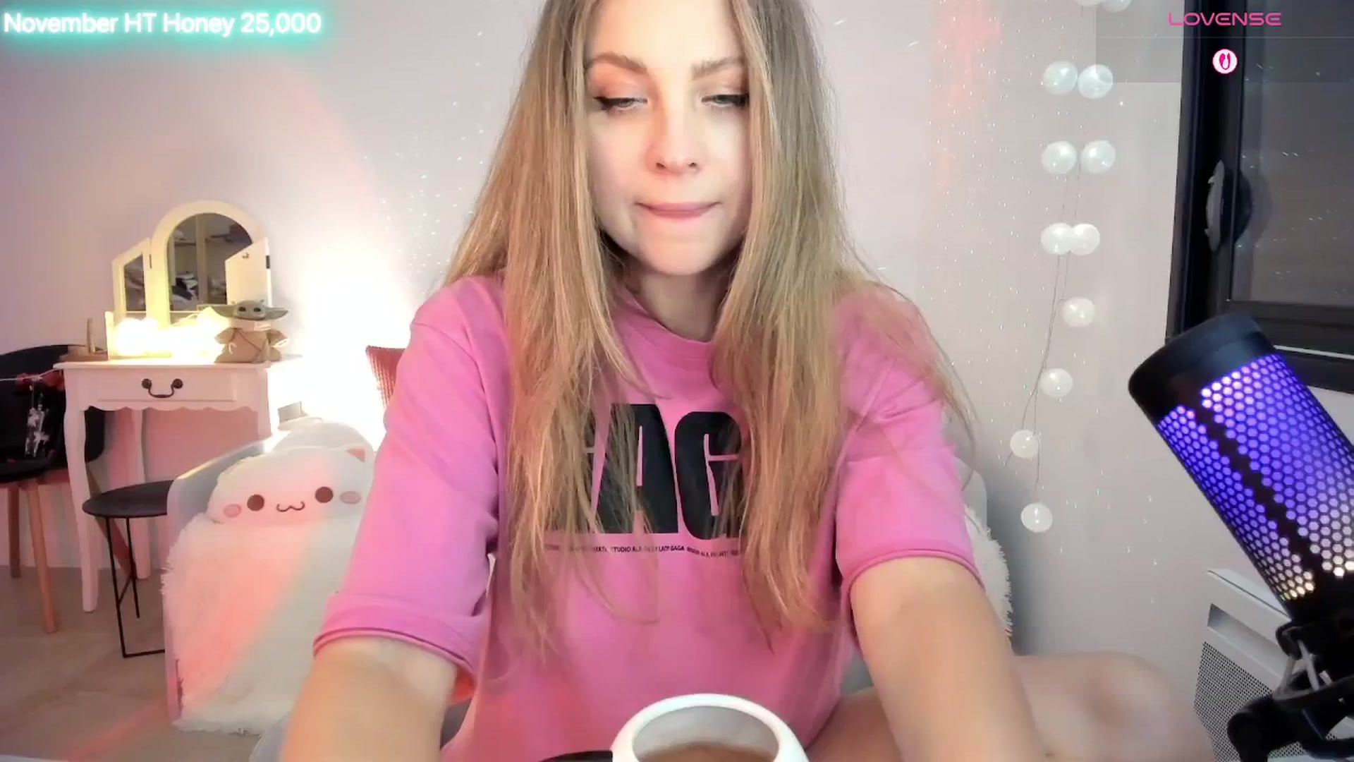 Gallery image thumbnail from ImKeira's myfreecams stream on, 11/16/2025, 22:33 image 6 of 20