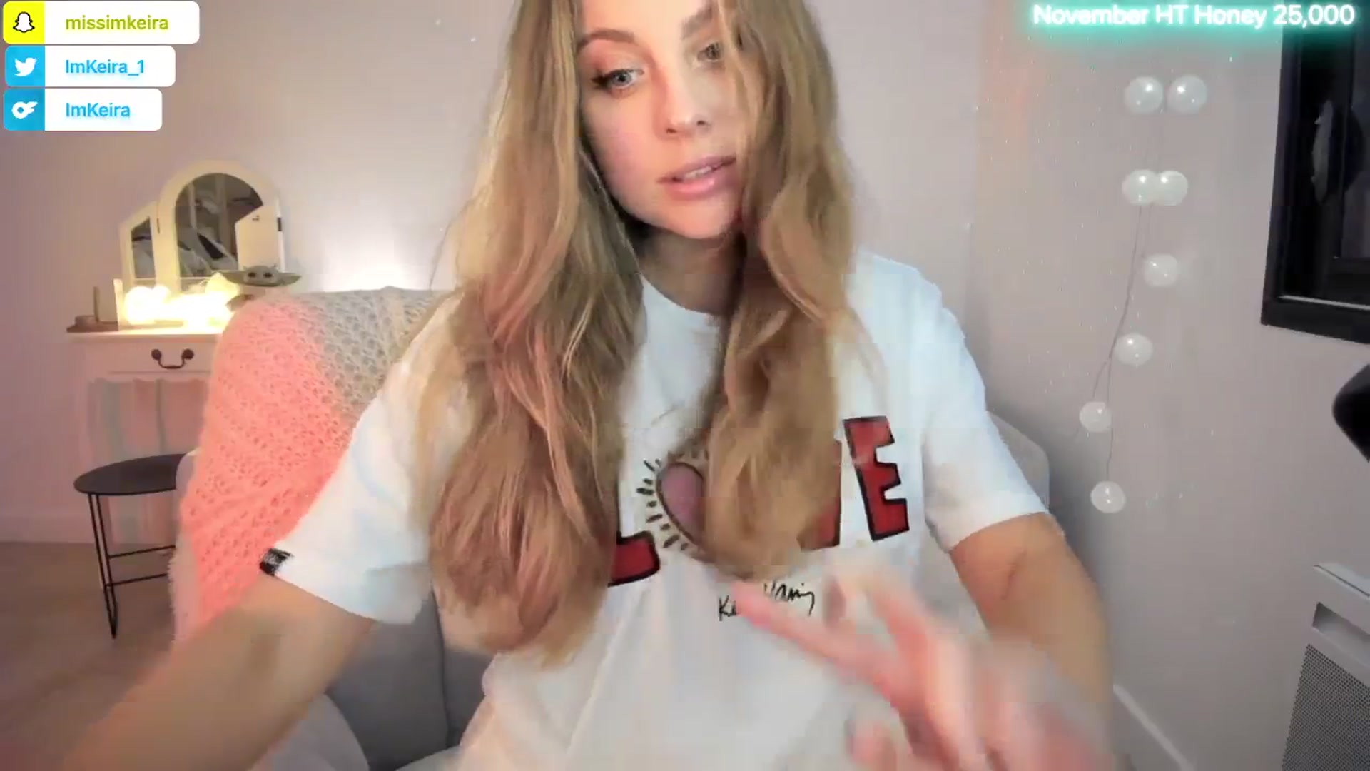 Gallery image thumbnail from ImKeira's myfreecams stream on, 11/20/2025, 22:48 image 7 of 20