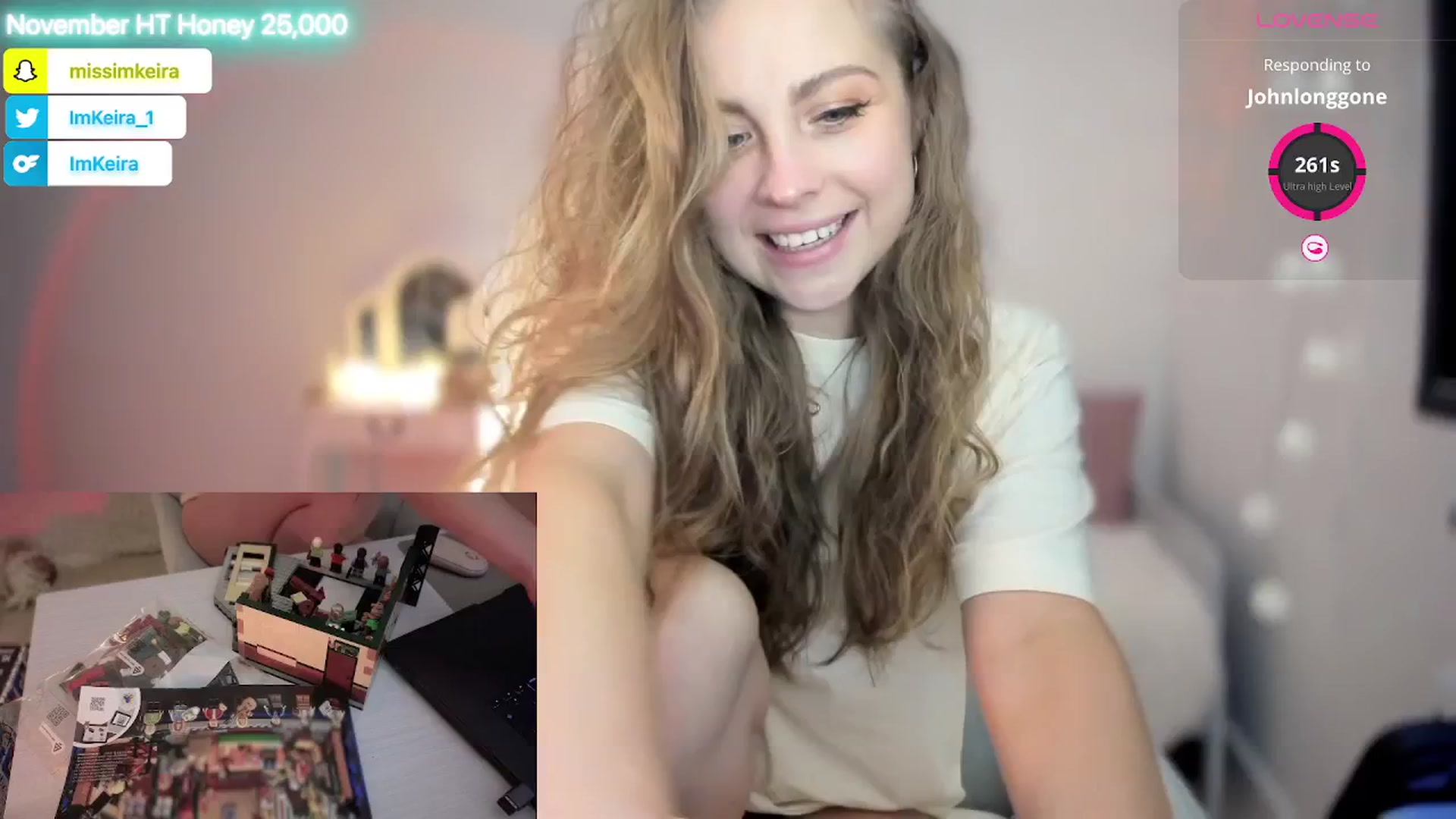 Gallery image thumbnail from ImKeira's myfreecams stream on, 11/23/2025, 22:30 image 3 of 20