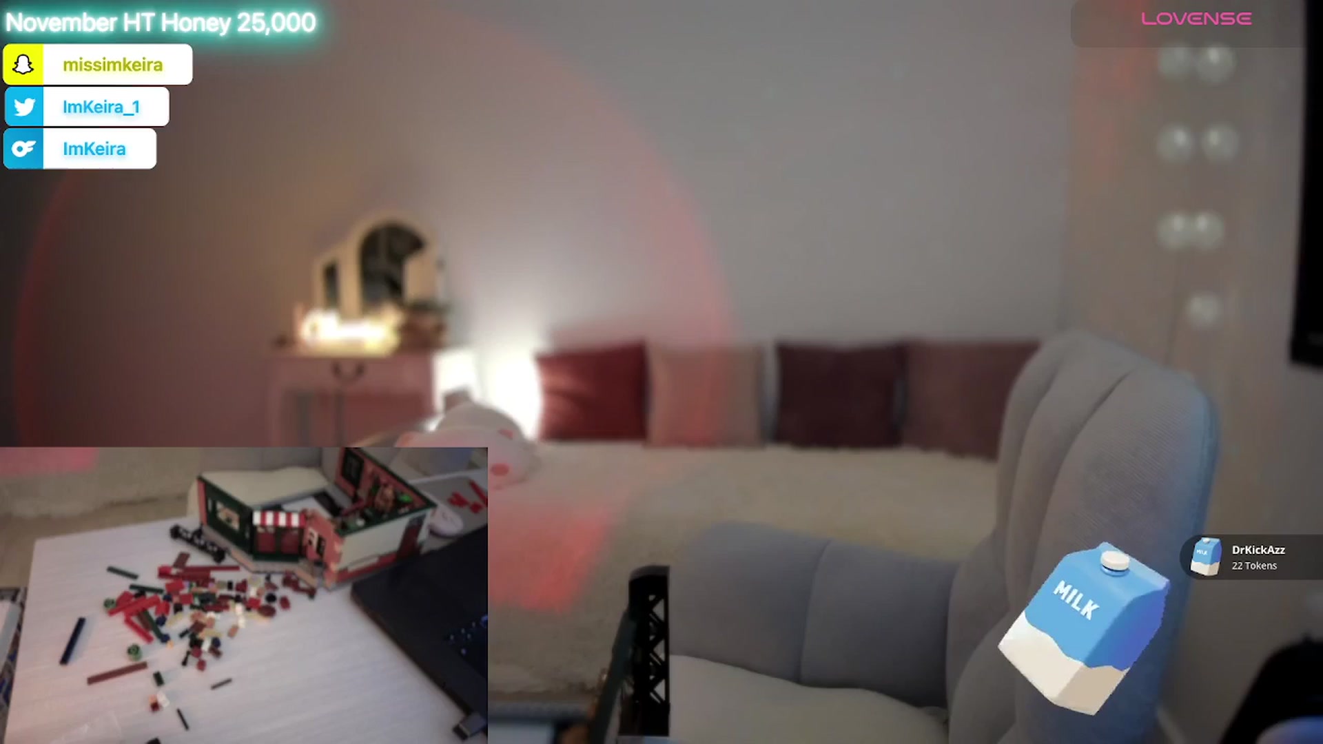 Gallery image thumbnail from ImKeira's myfreecams stream on, 11/23/2025, 22:30 image 7 of 20
