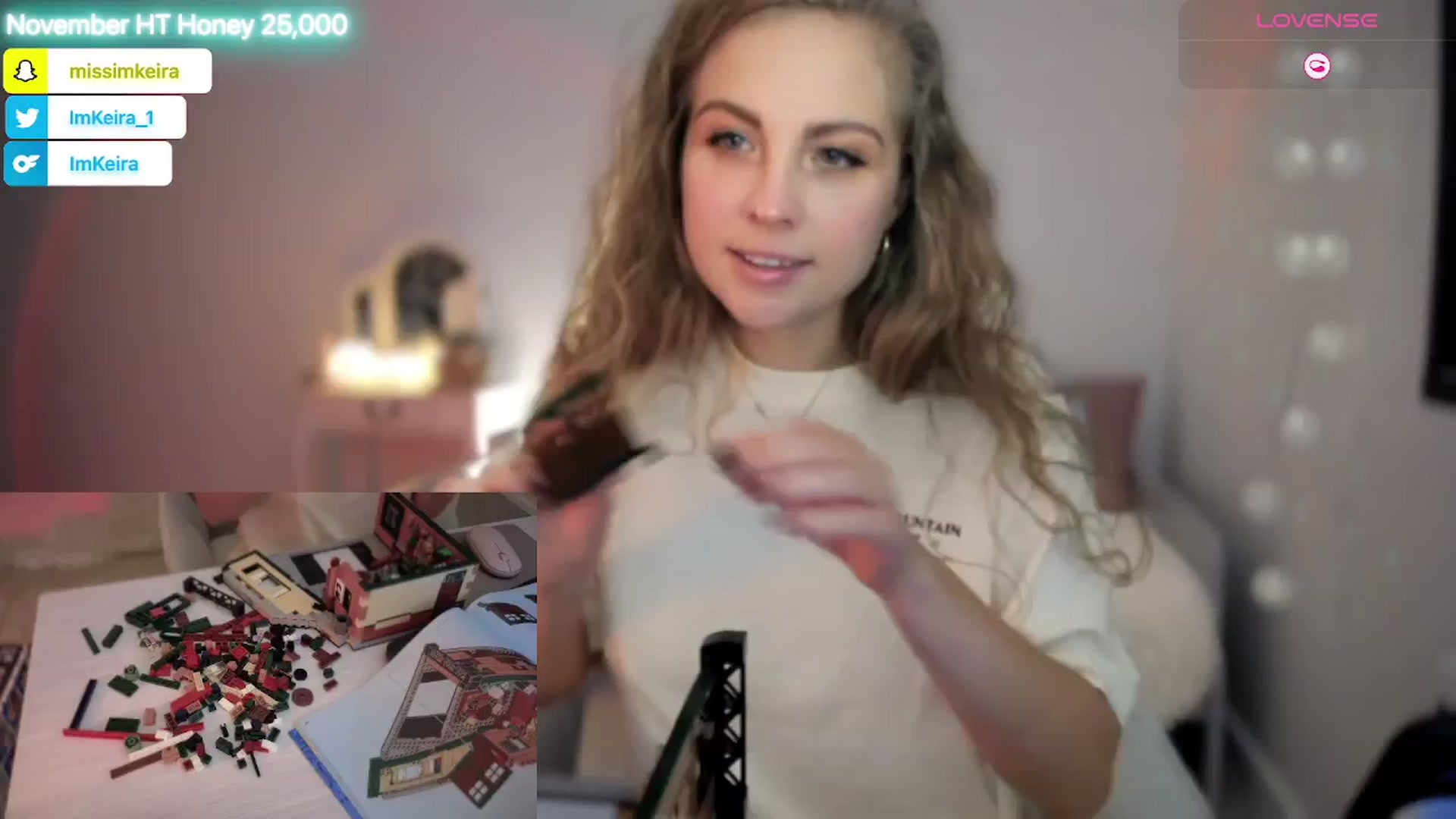 Gallery image thumbnail from ImKeira's myfreecams stream on, 11/23/2025, 22:30 image 5 of 20