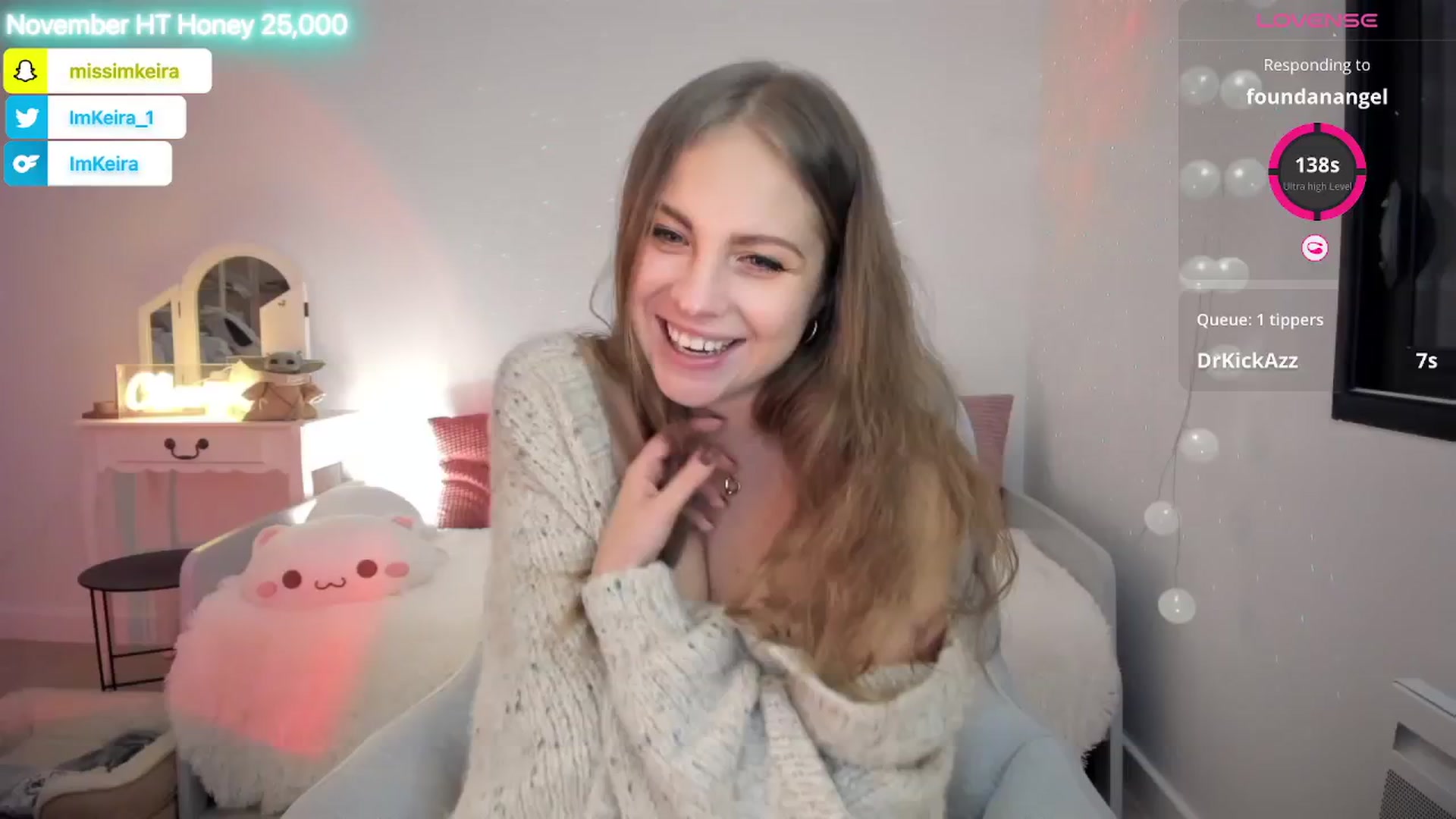 Gallery image thumbnail from ImKeira's myfreecams stream on, 11/24/2025, 24:11 image 12 of 20