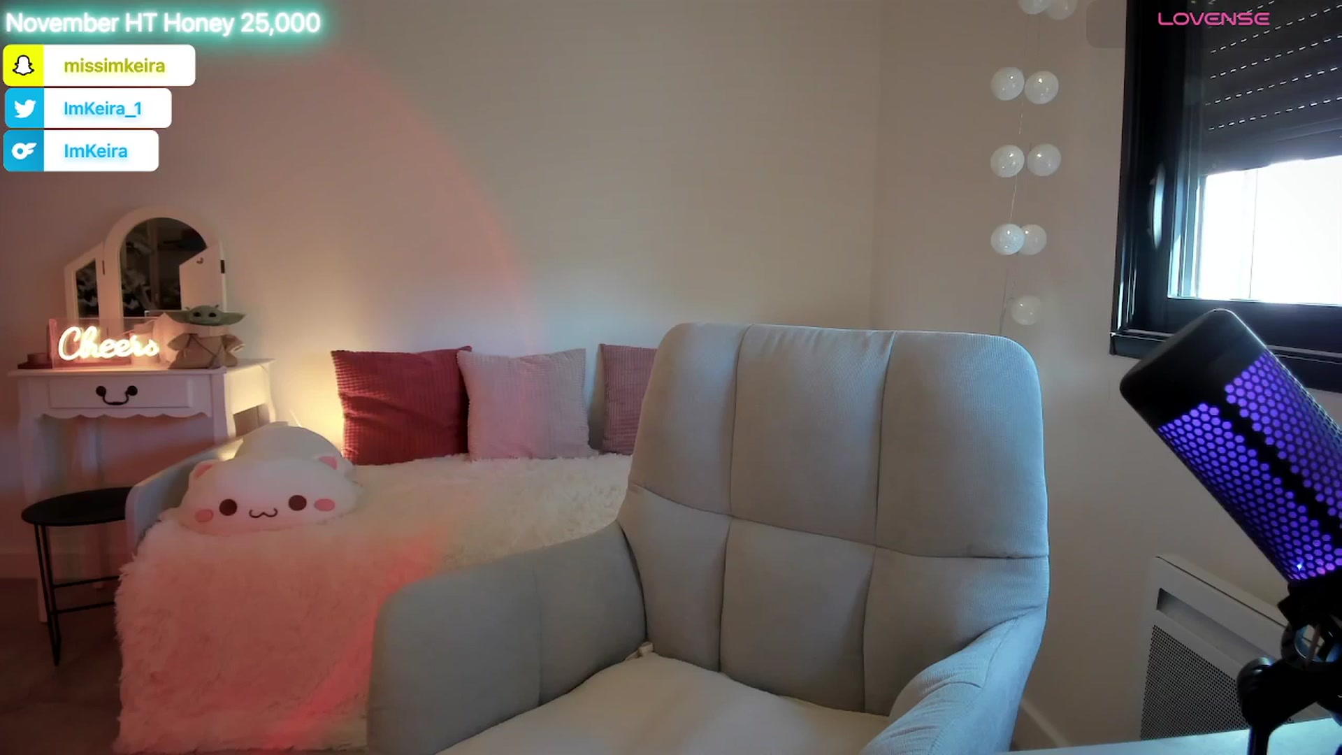 Gallery image thumbnail from ImKeira's myfreecams stream on, 11/28/2025, 11:10 image 15 of 20