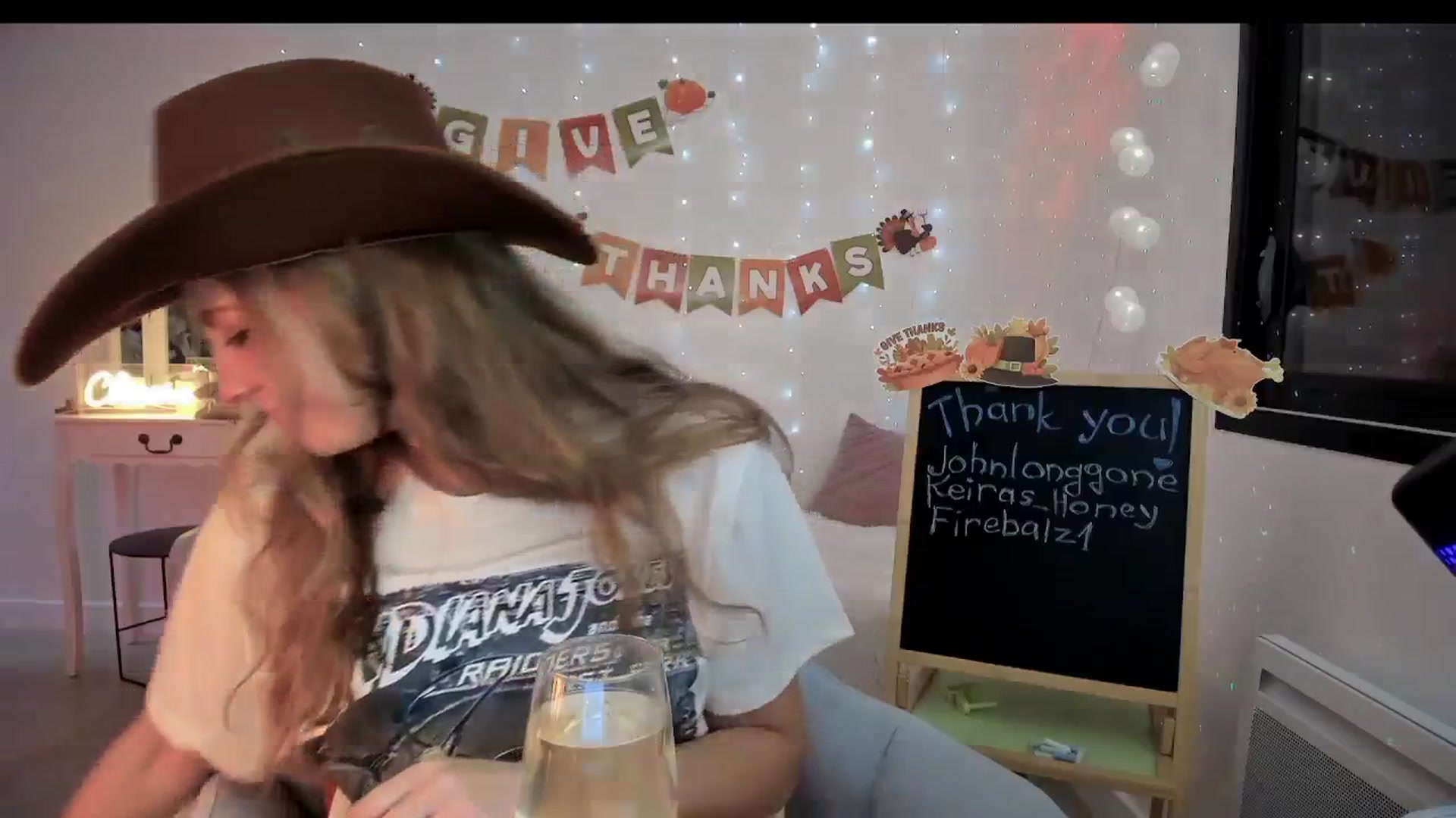 Gallery image thumbnail from ImKeira's myfreecams stream on, 11/29/2025, 24:36 image 10 of 20