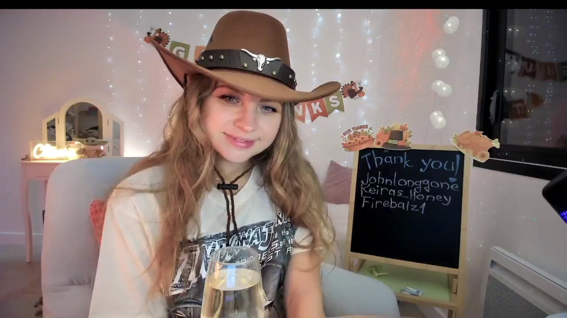 Gallery image thumbnail from ImKeira's myfreecams stream on, 11/29/2025, 24:36 image 11 of 20
