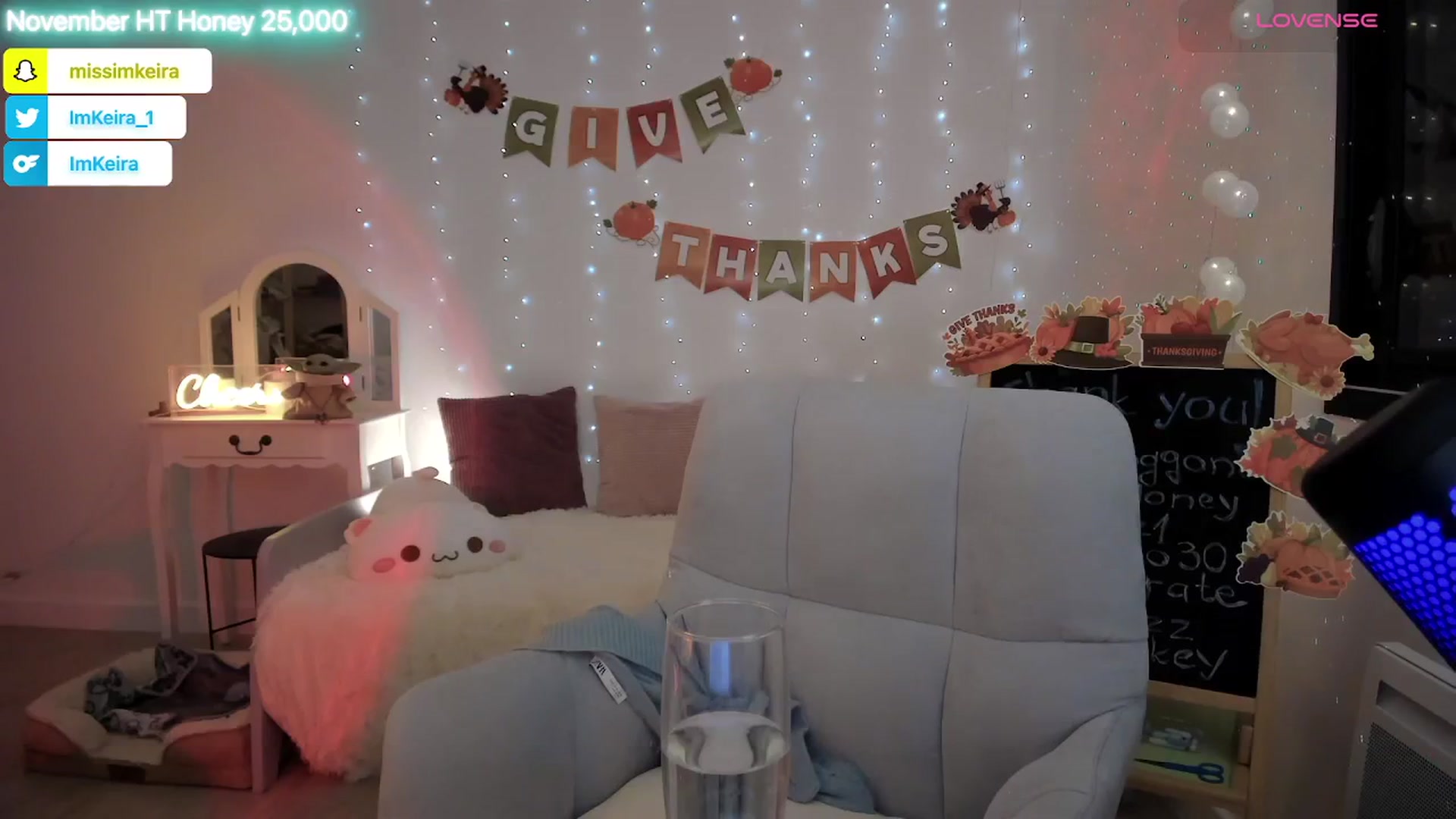 Gallery image thumbnail from ImKeira's myfreecams stream on, 11/30/2025, 18:45 image 16 of 20