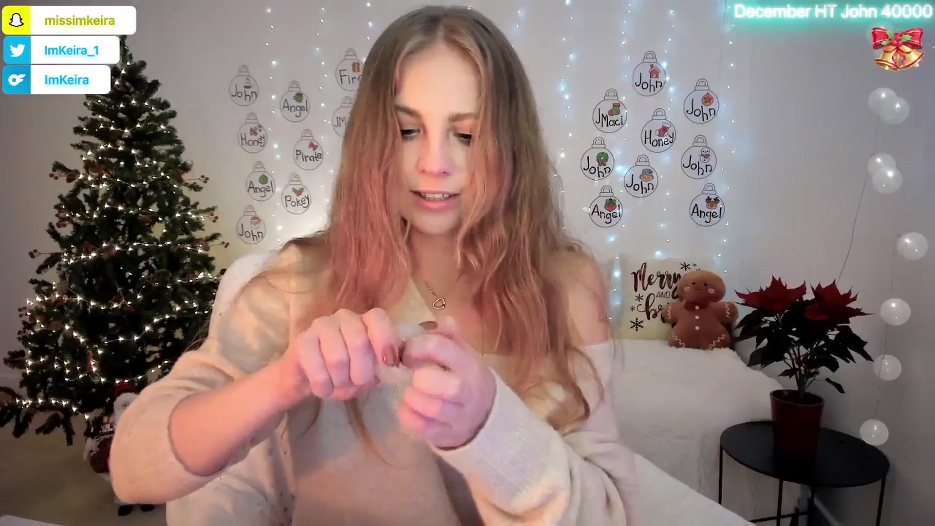 Gallery image thumbnail from ImKeira's myfreecams stream on, 12/31/2025, 24:44 image 6 of 20