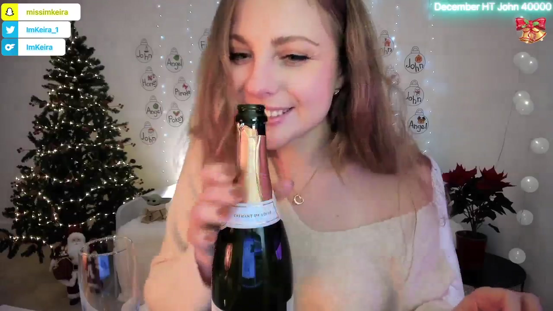 Gallery image thumbnail from ImKeira's myfreecams stream on, 12/31/2025, 24:44 image 4 of 20