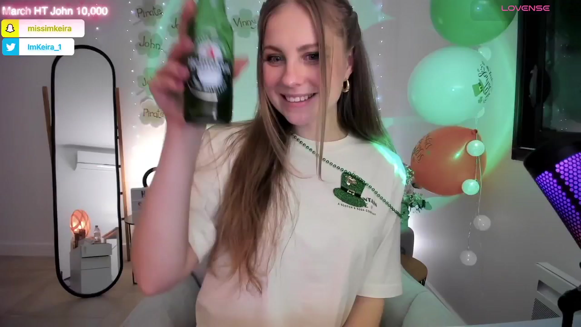 Gallery image thumbnail from ImKeira's myfreecams stream on, 03/16/2026, 19:37 image 18 of 20