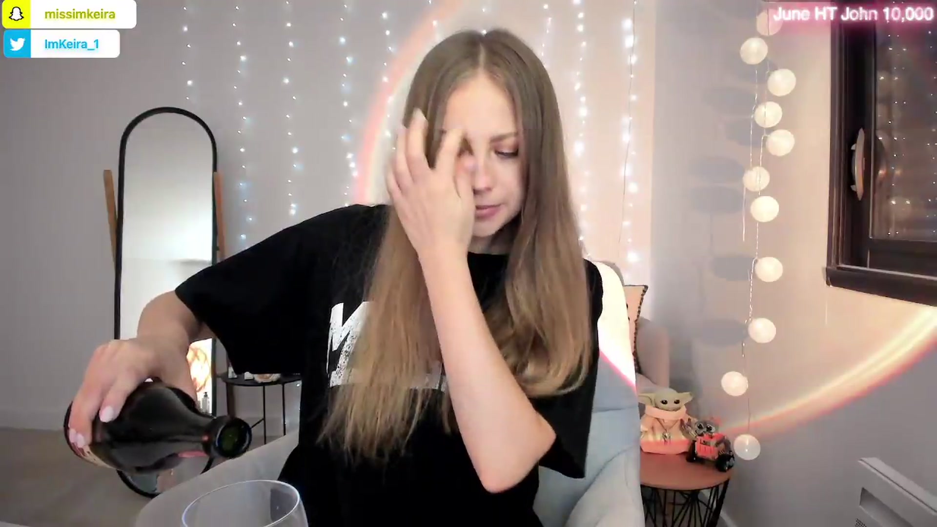 Gallery image thumbnail from ImKeira's myfreecams stream on, 06/04/2026, 20:30 image 6 of 20