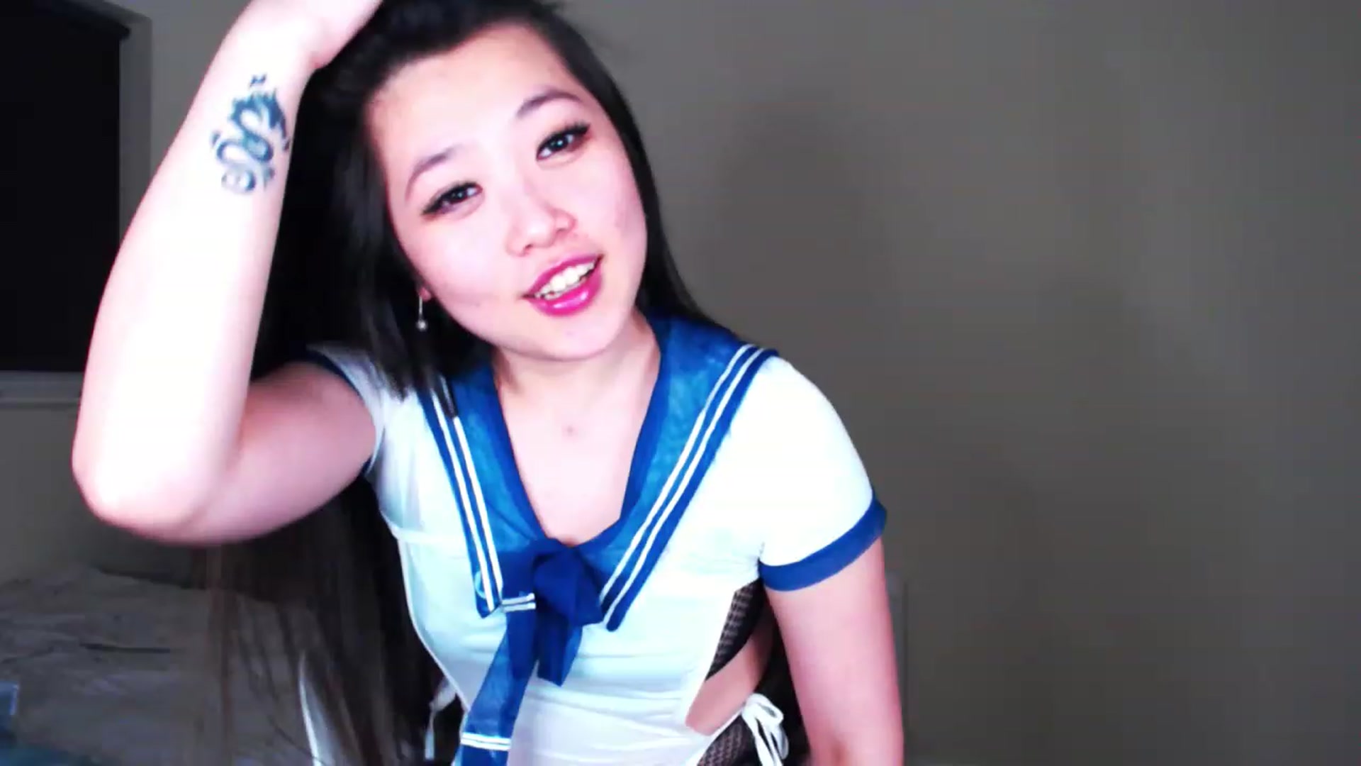 Gallery image thumbnail from ImReallyScary's myfreecams stream on, 11/19/2022, 24:05 image 9 of 20