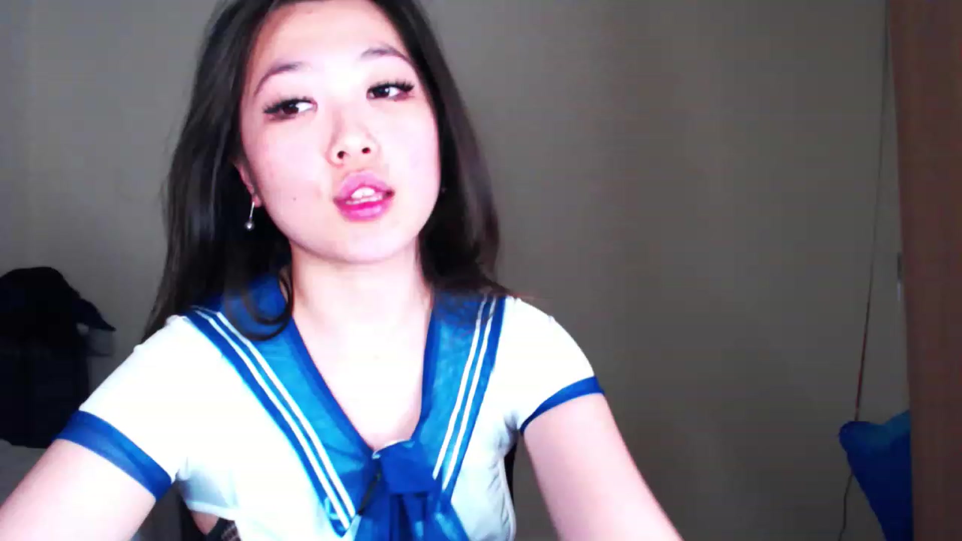 Gallery image thumbnail from ImReallyScary's myfreecams stream on, 11/19/2022, 02:17 image 15 of 20