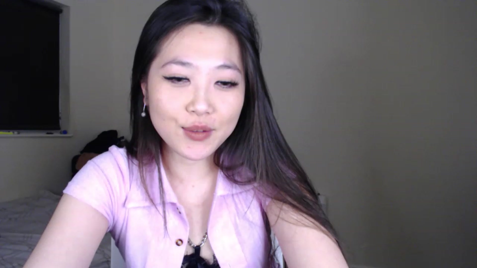 Gallery image thumbnail from ImReallyScary's myfreecams stream on, 11/20/2022, 01:48 image 17 of 20