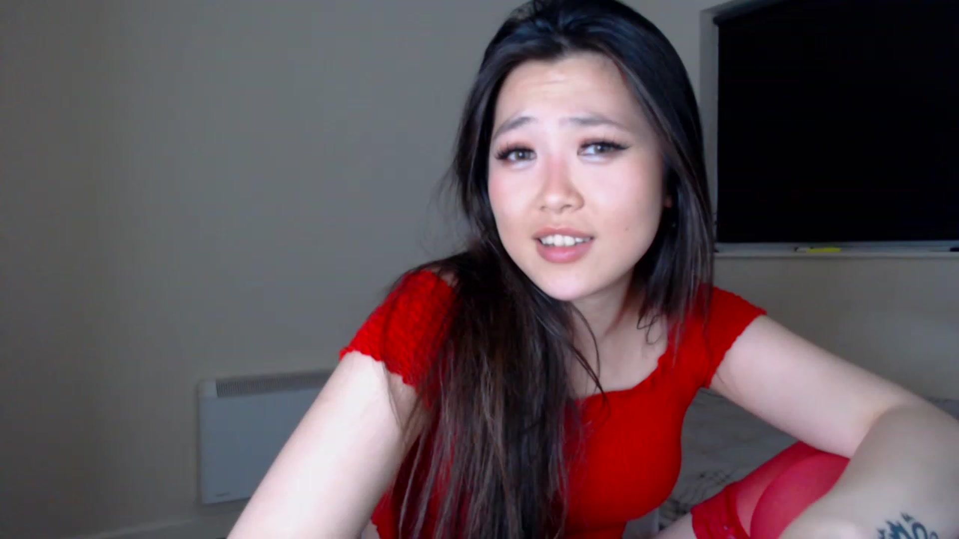 Gallery image thumbnail from ImReallyScary's myfreecams stream on, 11/21/2022, 24:06 image 9 of 20