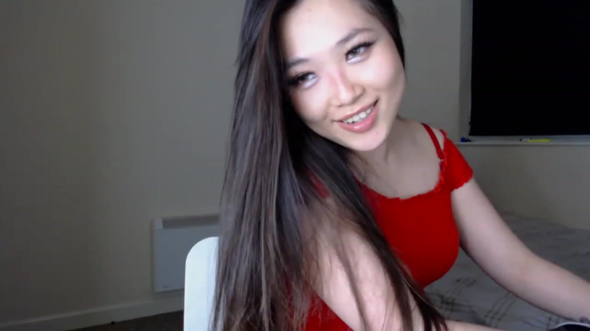 Gallery image thumbnail from ImReallyScary's myfreecams stream on, 11/21/2022, 24:06 image 13 of 20