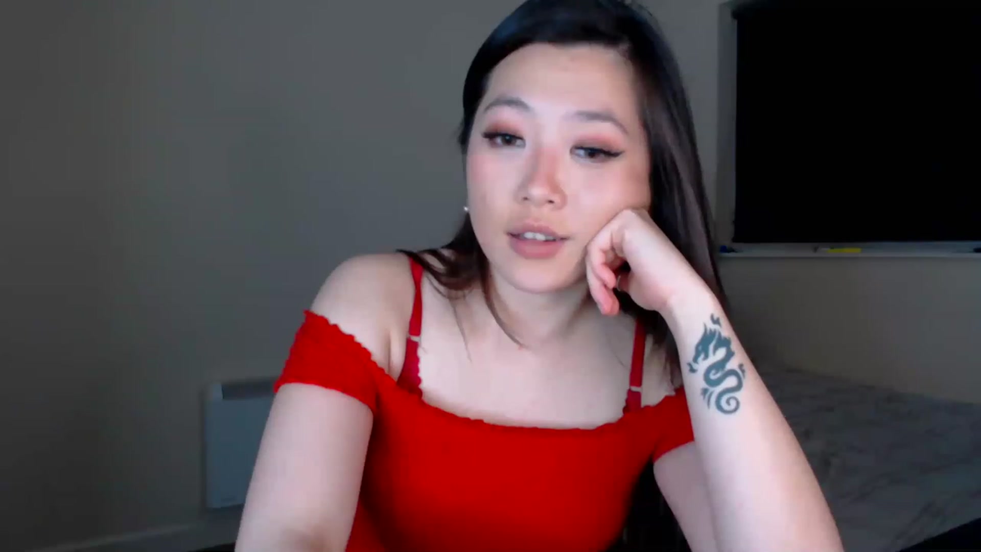 Gallery image thumbnail from ImReallyScary's myfreecams stream on, 11/21/2022, 01:04 image 20 of 20