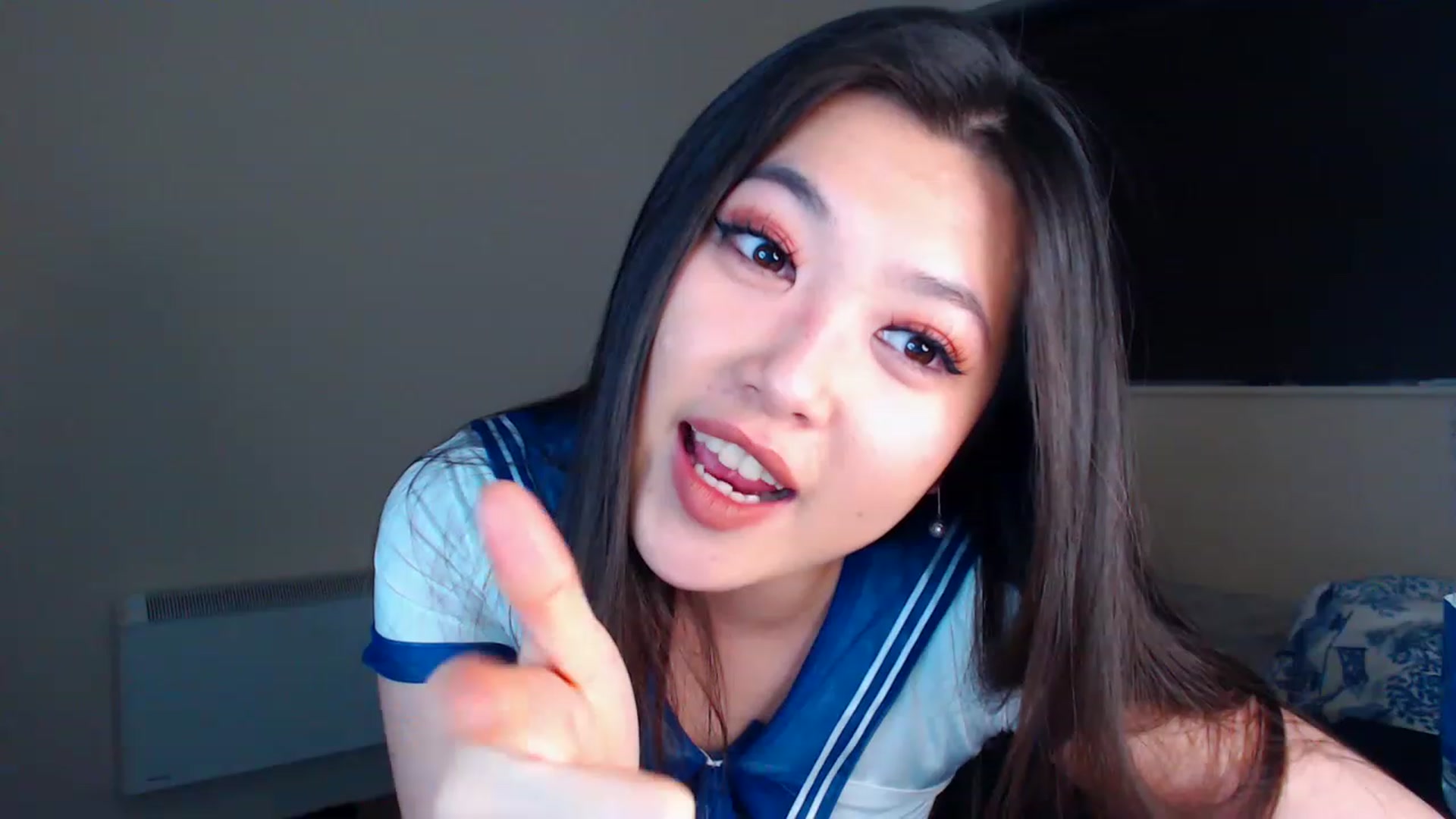 Gallery image thumbnail from ImReallyScary's myfreecams stream on, 11/22/2022, 23:55 image 19 of 20