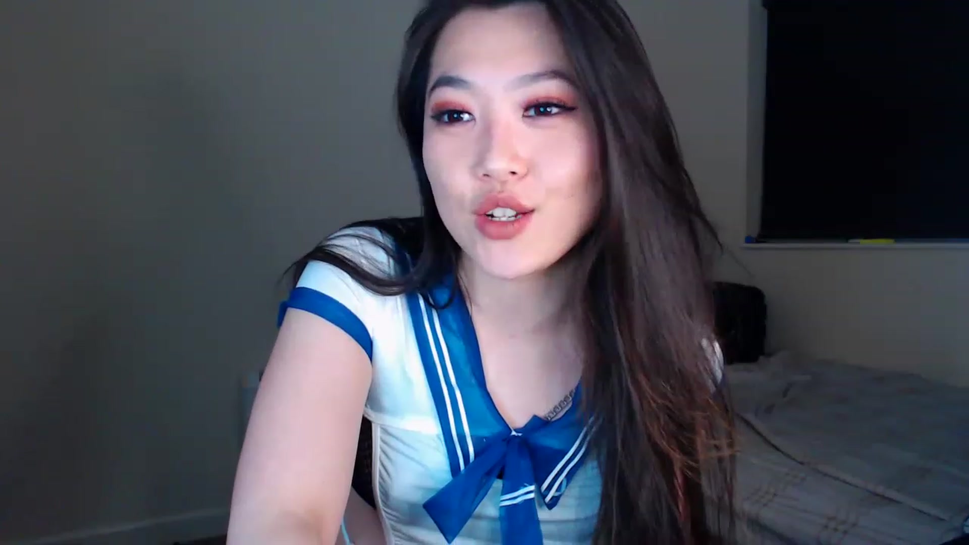 Gallery image thumbnail from ImReallyScary's myfreecams stream on, 11/22/2022, 23:55 image 9 of 20