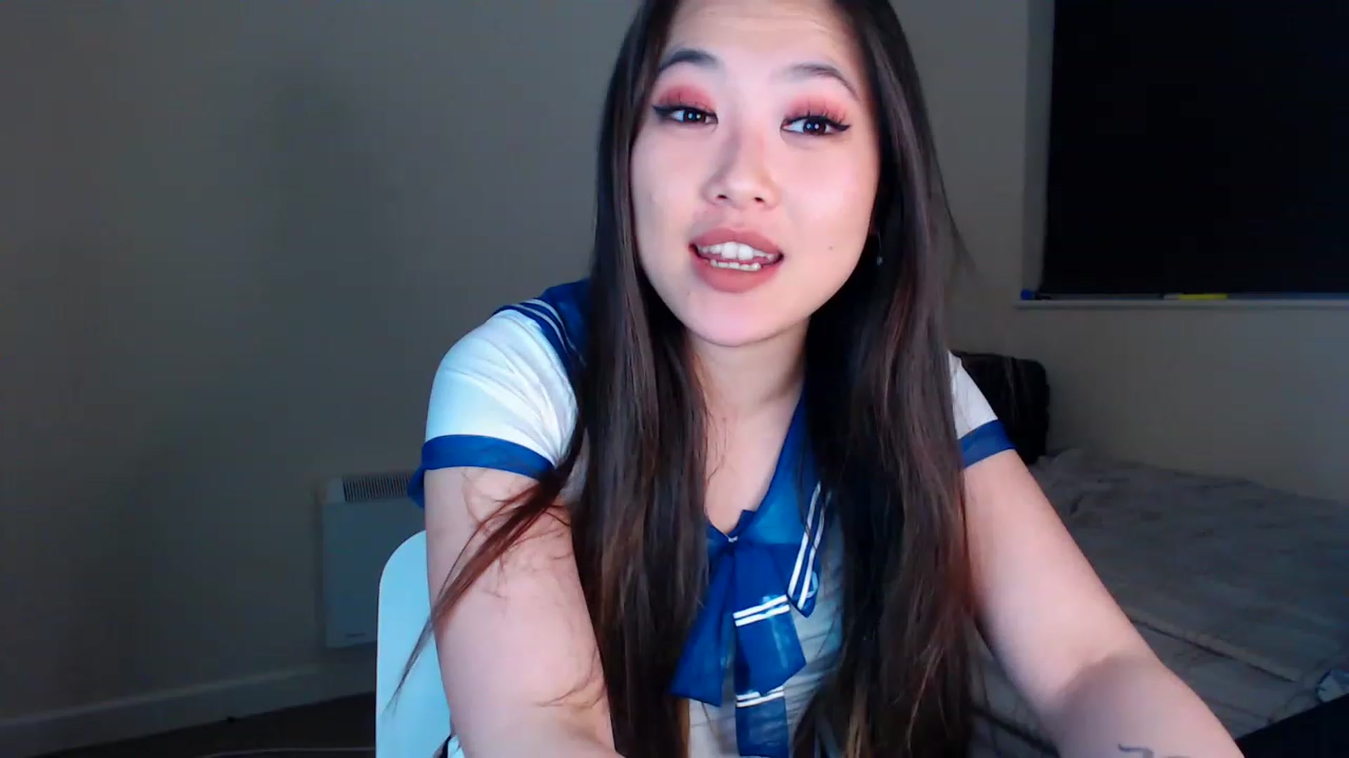 Gallery image thumbnail from ImReallyScary's myfreecams stream on, 11/22/2022, 23:55 image 7 of 20