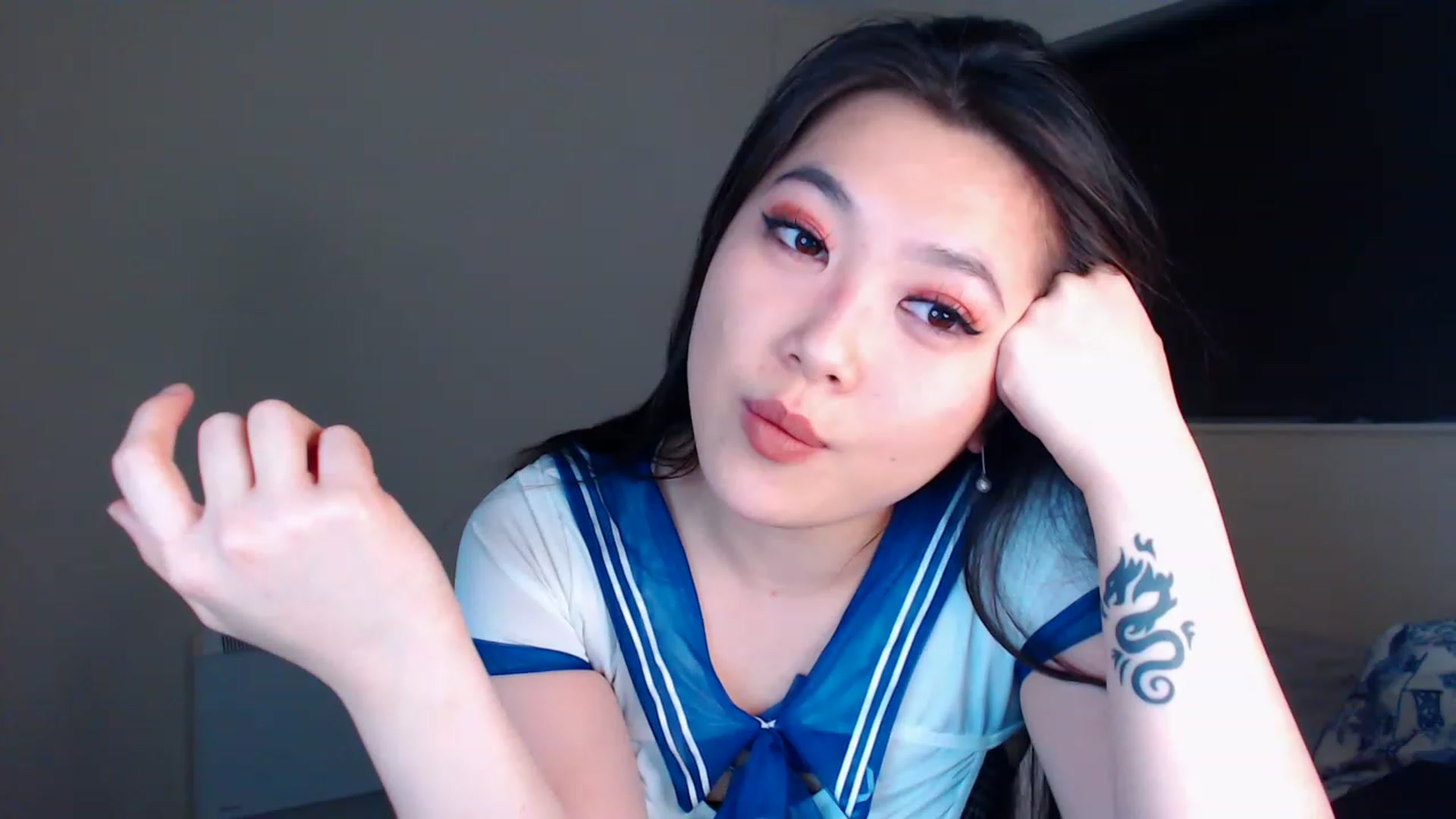 Gallery image thumbnail from ImReallyScary's myfreecams stream on, 11/22/2022, 23:55 image 15 of 20