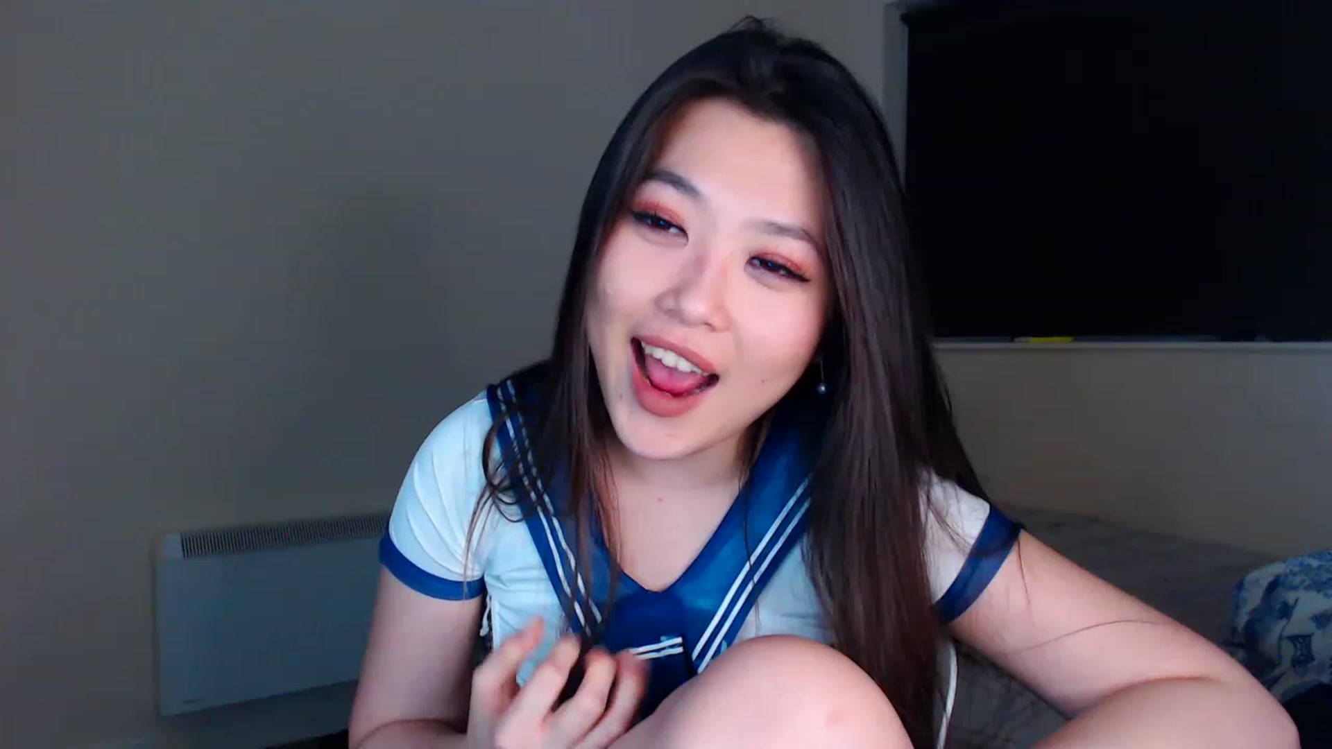 Gallery image thumbnail from ImReallyScary's myfreecams stream on, 11/23/2022, 01:49 image 5 of 20
