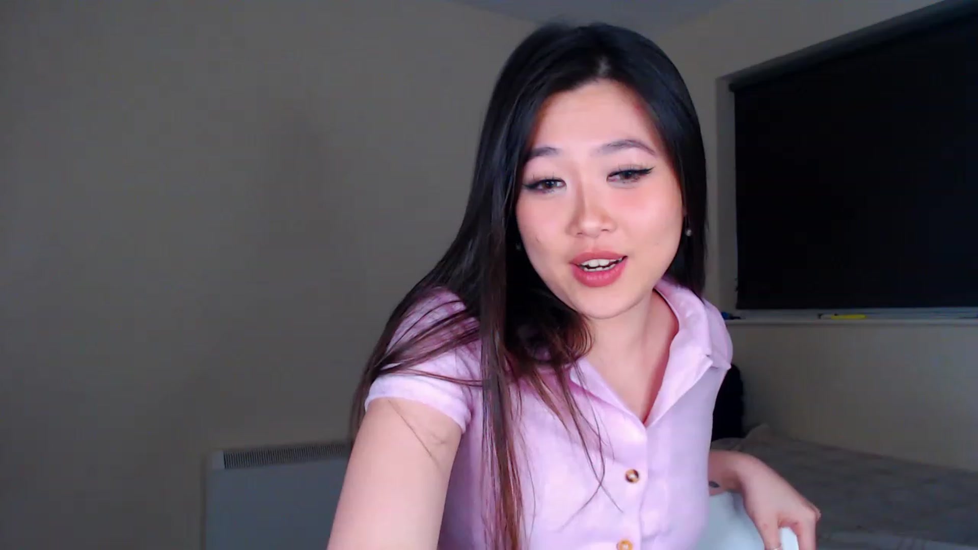 Gallery image thumbnail from ImReallyScary's myfreecams stream on, 11/24/2022, 24:02 image 19 of 20