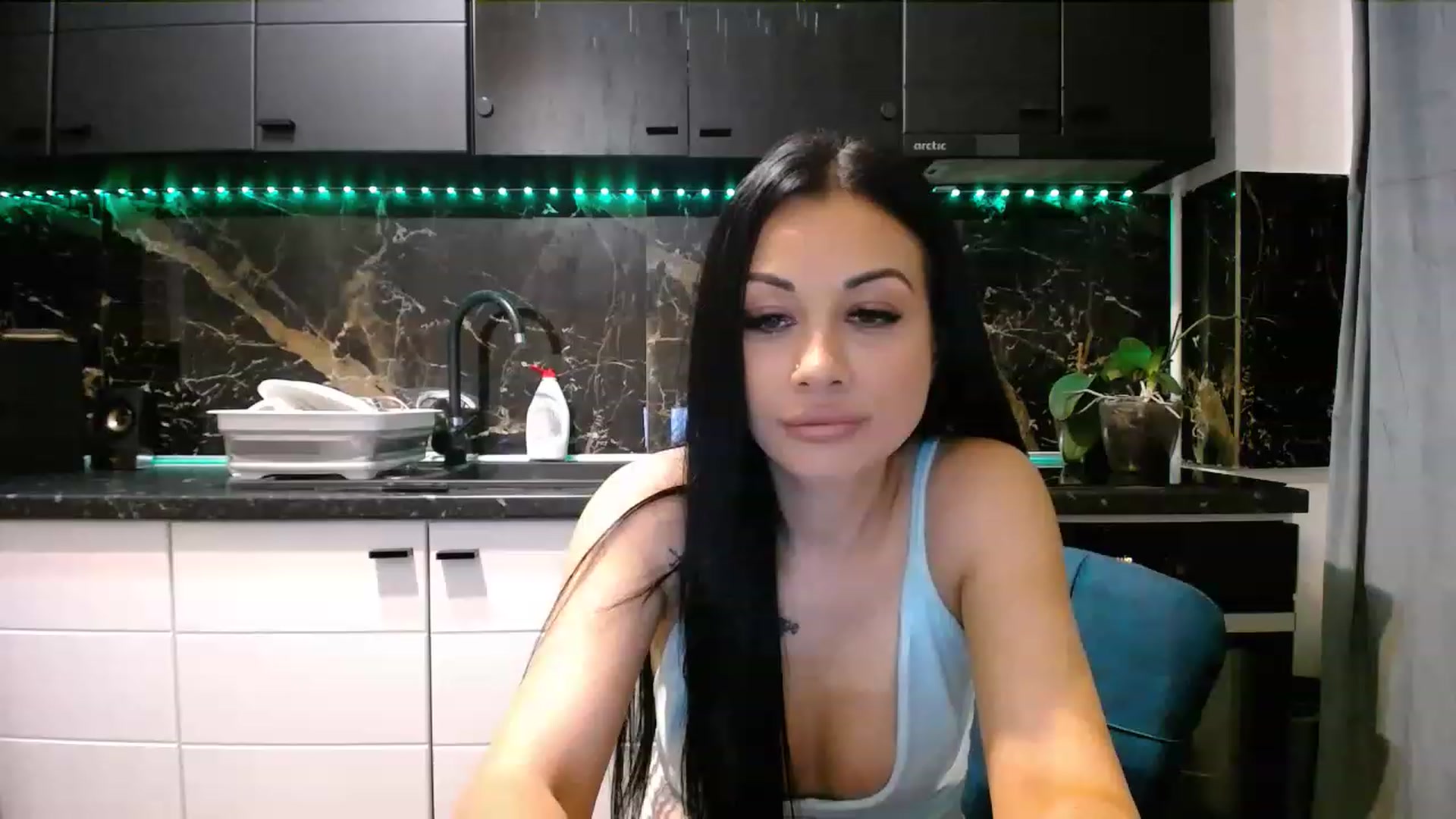 Gallery image thumbnail from ImRuby's myfreecams stream on, 05/30/2023, 21:14 image 2 of 20