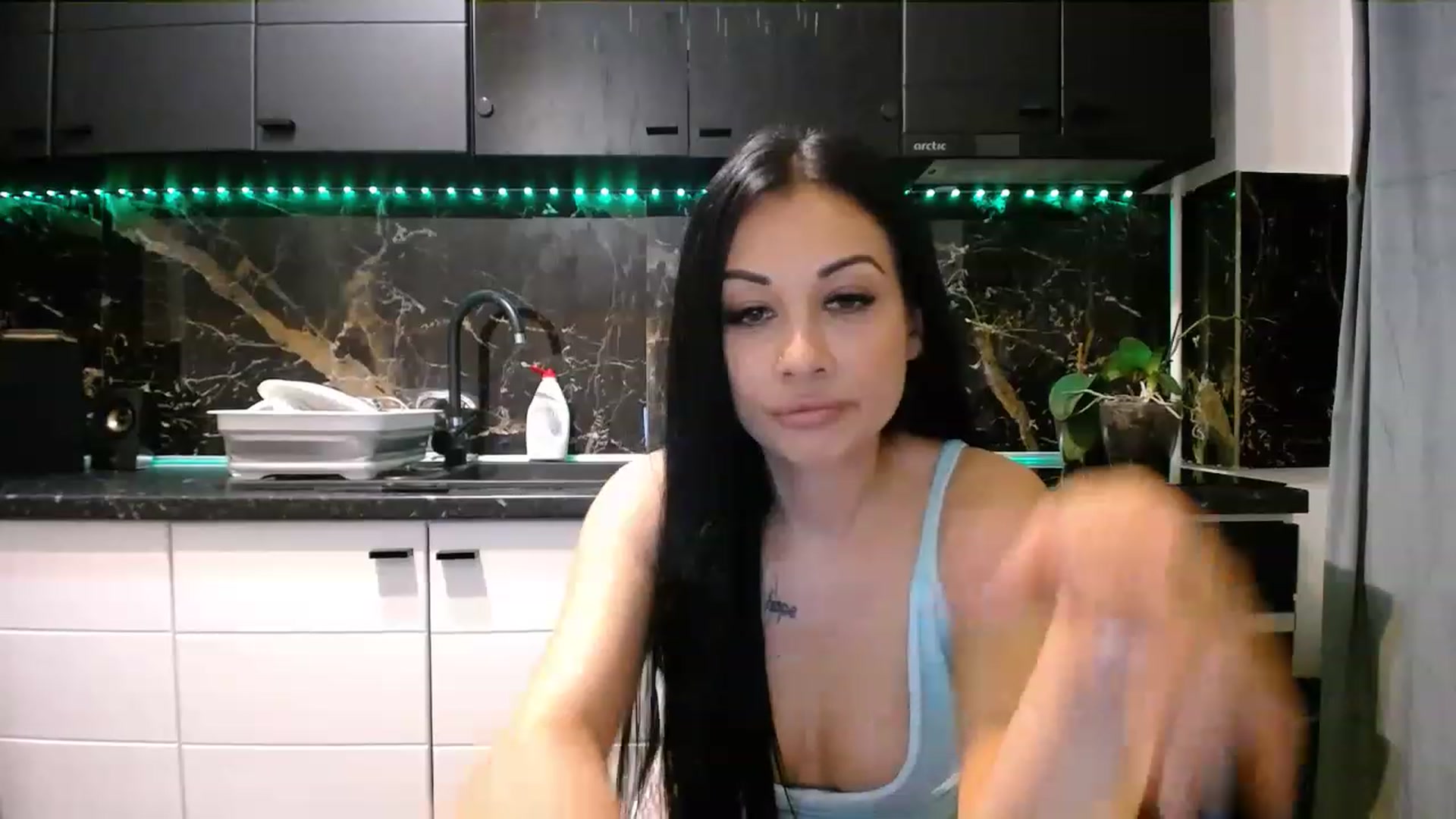 Gallery image thumbnail from ImRuby's myfreecams stream on, 05/30/2023, 21:14 image 4 of 20