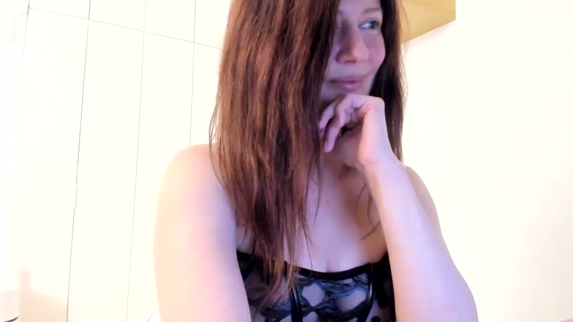 Gallery image thumbnail from ImTany's myfreecams stream on, 05/30/2025, 12:25 image 17 of 20