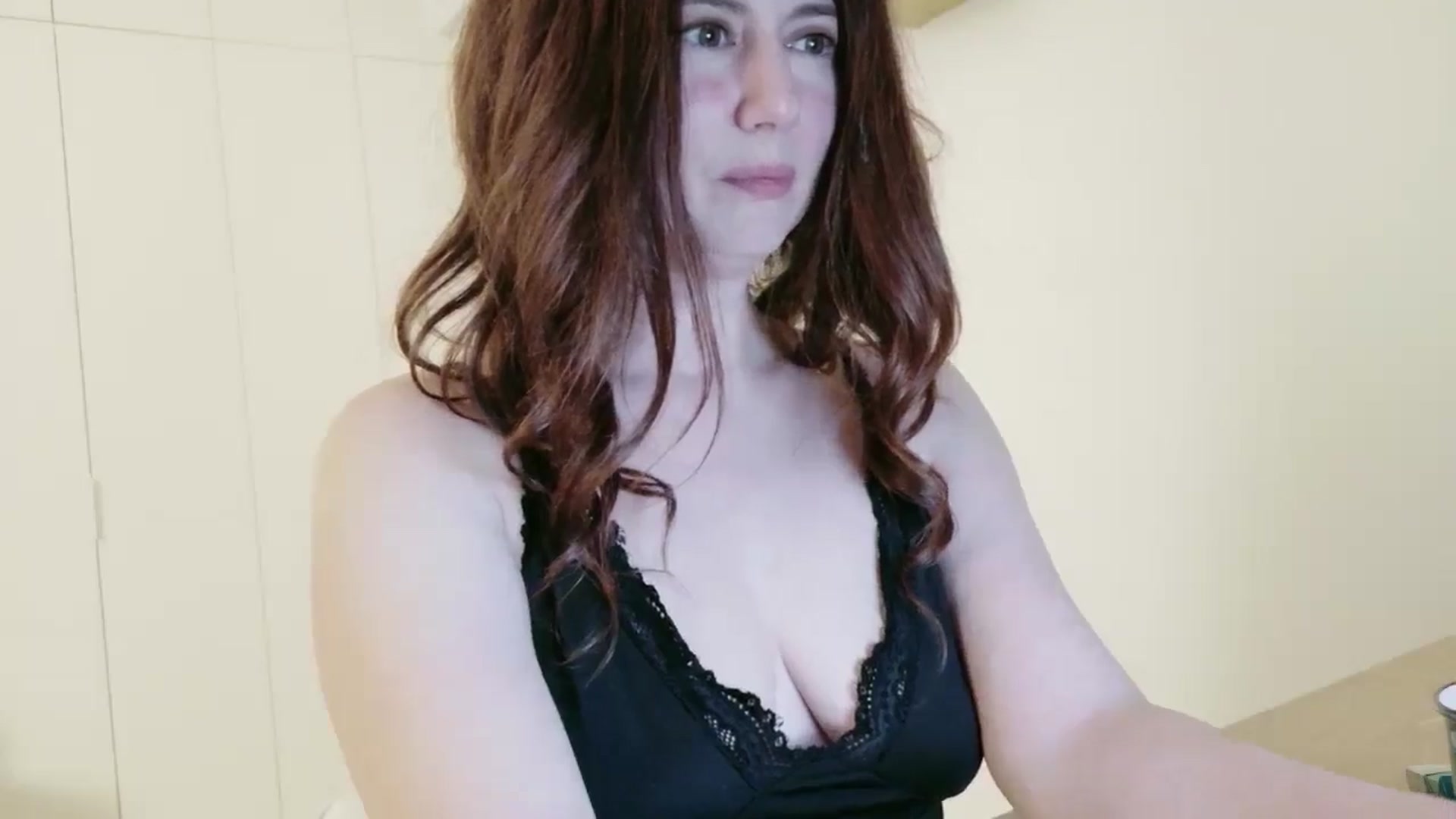 Gallery image thumbnail from ImTanya's myfreecams stream on, 01/04/2026, 24:06 image 2 of 20