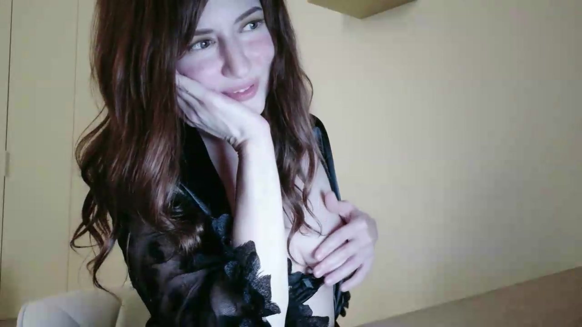 Gallery image thumbnail from ImTanya's myfreecams stream on, 06/06/2026, 23:50 image 17 of 20