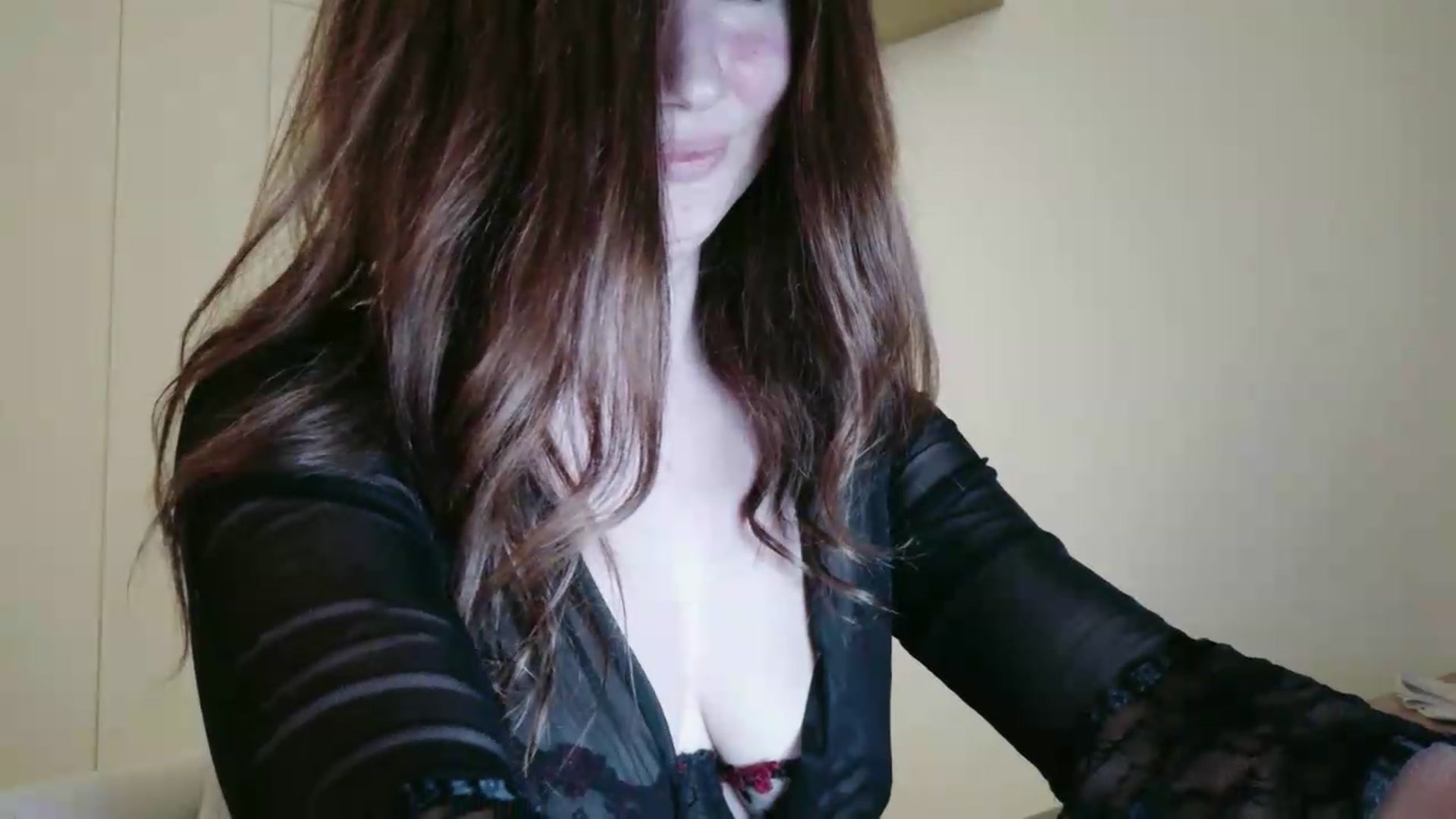 Gallery image thumbnail from ImTanya's myfreecams stream on, 06/28/2026, 18:11 image 18 of 20