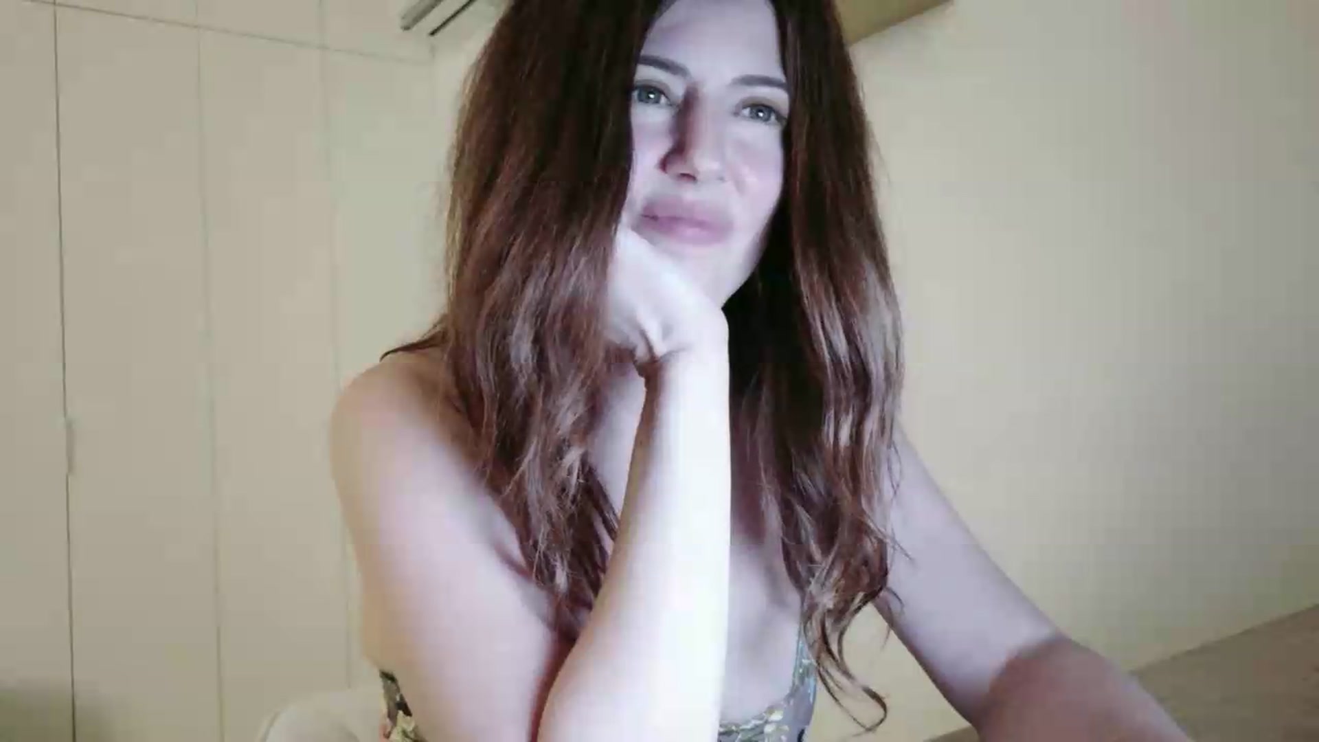 Gallery image thumbnail from ImTanya's myfreecams stream on, 07/08/2026, 21:59 image 17 of 20