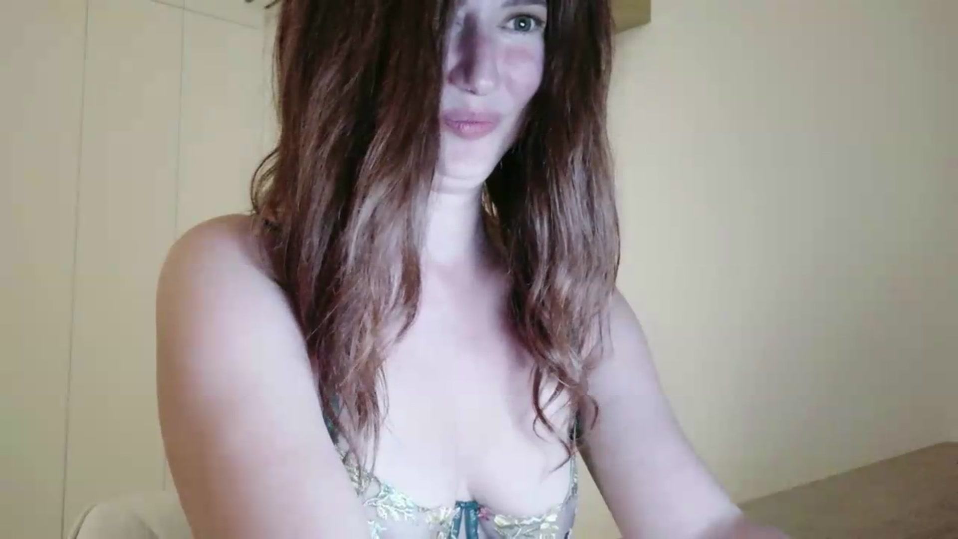 Gallery image thumbnail from ImTanya's myfreecams stream on, 08/03/2026, 21:12 image 15 of 20