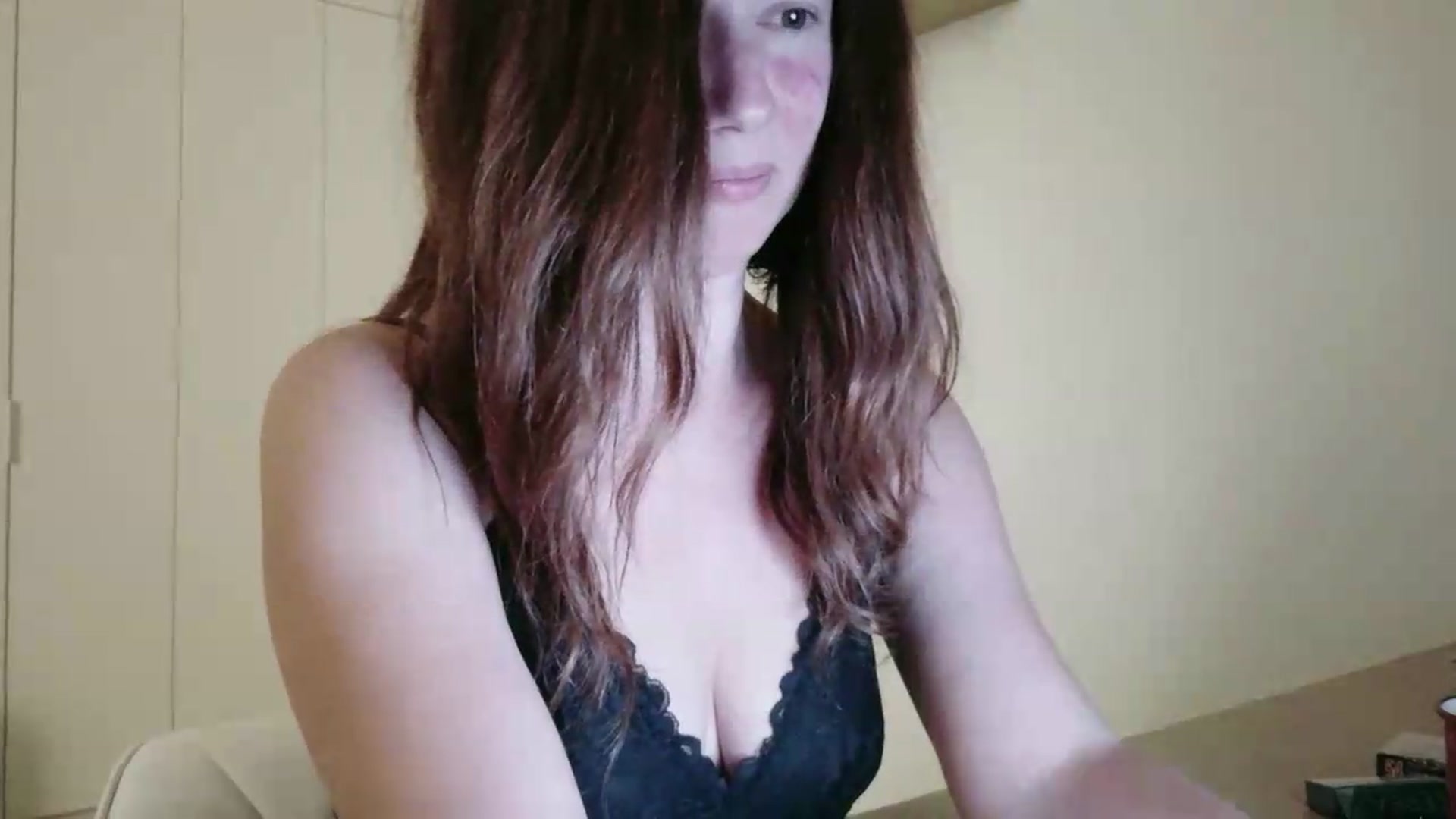 Gallery image thumbnail from ImTanya's myfreecams stream on, 08/04/2026, 23:57 image 18 of 20