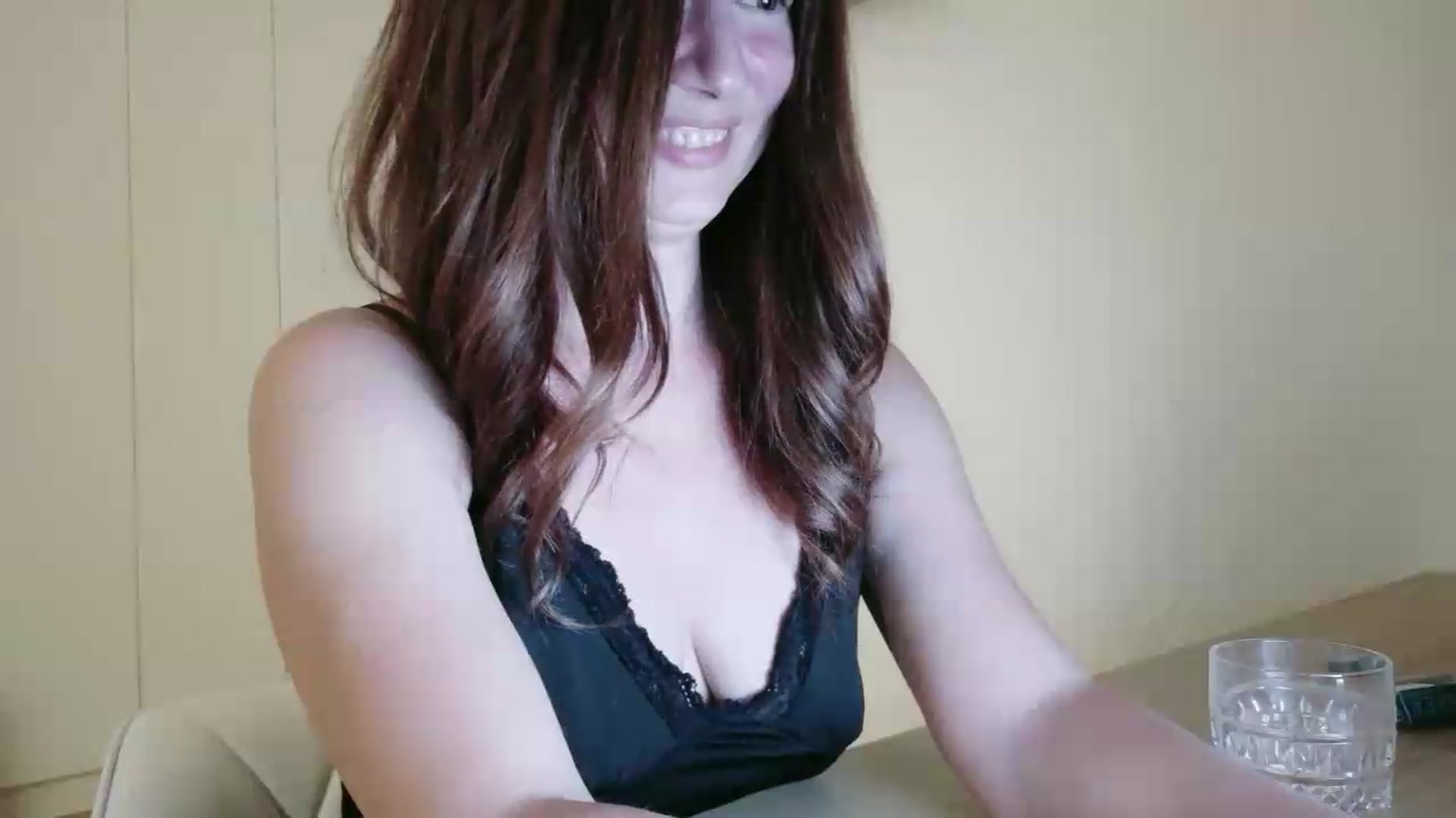 Gallery image thumbnail from ImTanya's myfreecams stream on, 08/20/2026, 20:54 image 8 of 20