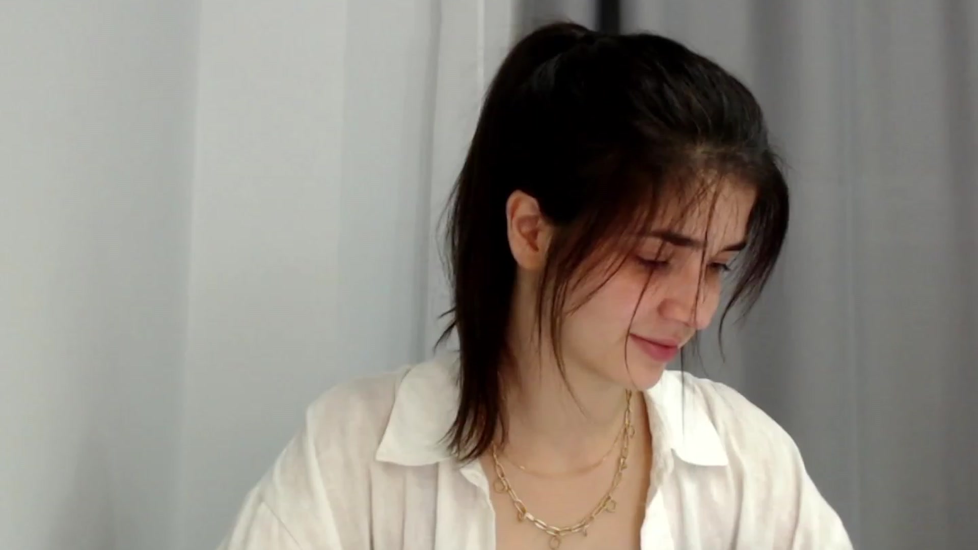 Gallery image thumbnail from ImYourLucky's myfreecams stream on, 08/10/2023, 18:13 image 3 of 20