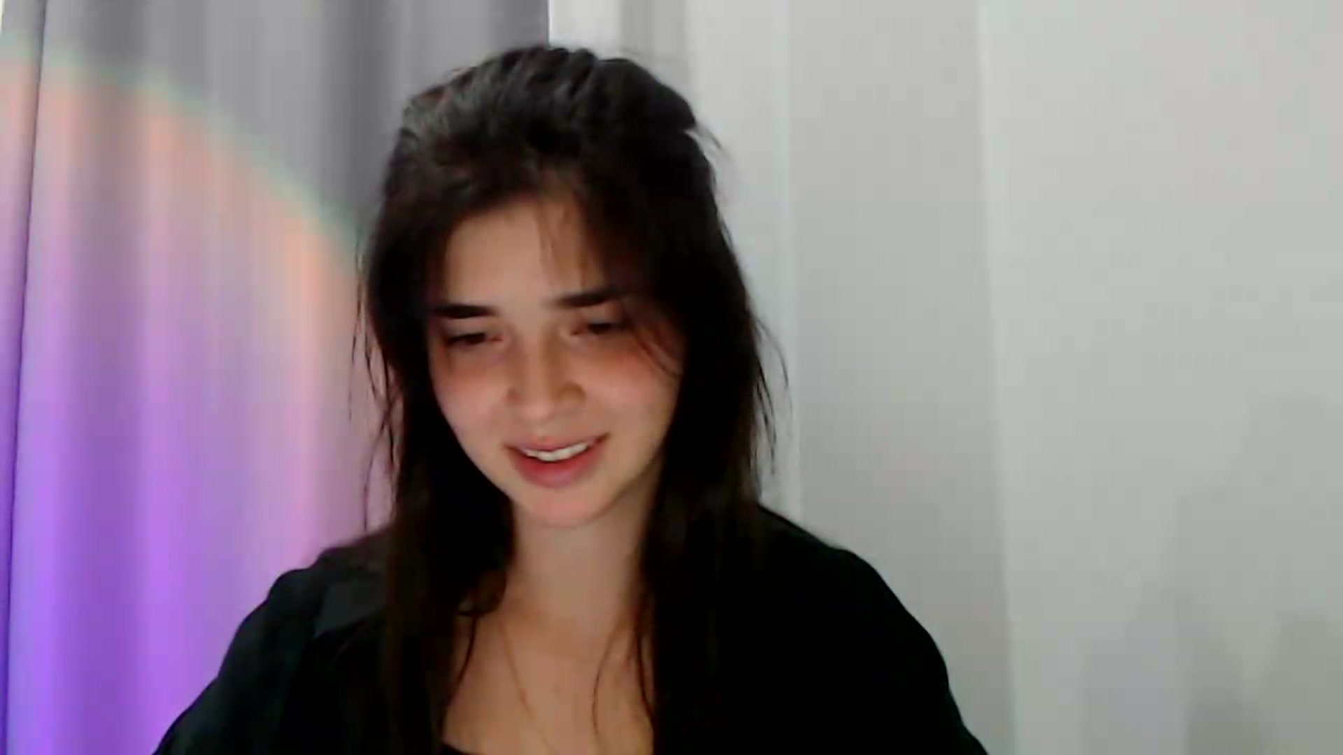Gallery image thumbnail from ImYourLucky's myfreecams stream on, 10/18/2023, 19:18 image 10 of 20