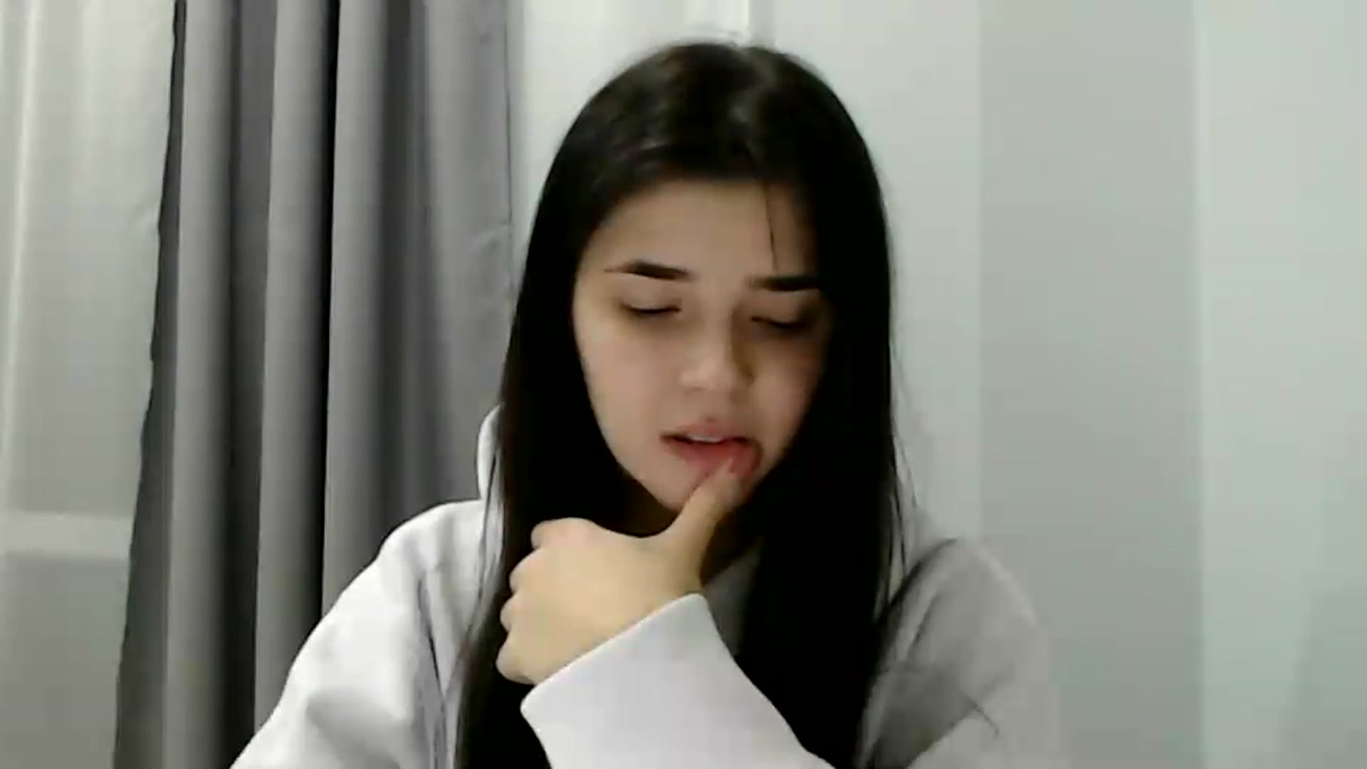 Gallery image thumbnail from ImYourLucky's myfreecams stream on, 11/26/2023, 20:34 image 15 of 20