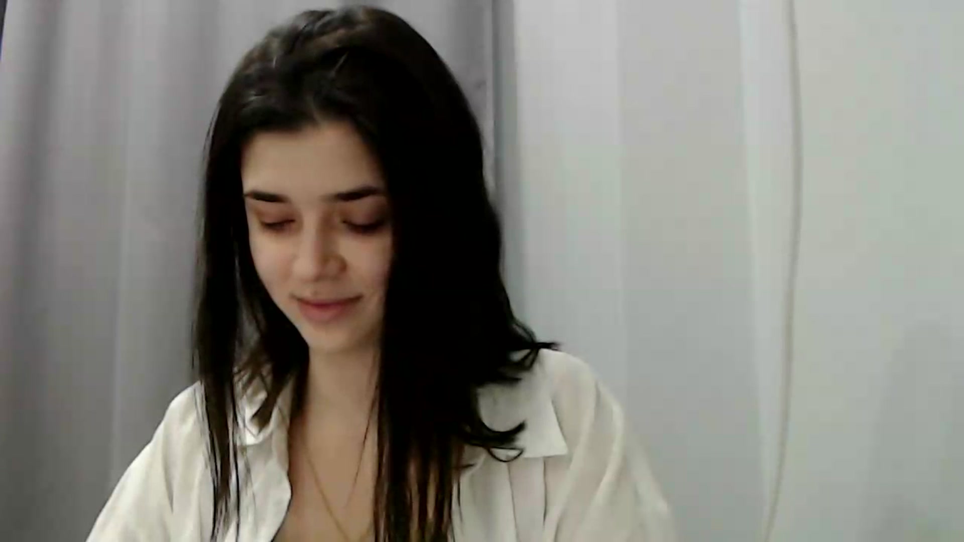 Gallery image thumbnail from ImYourLucky's myfreecams stream on, 02/05/2024, 17:22 image 1 of 20