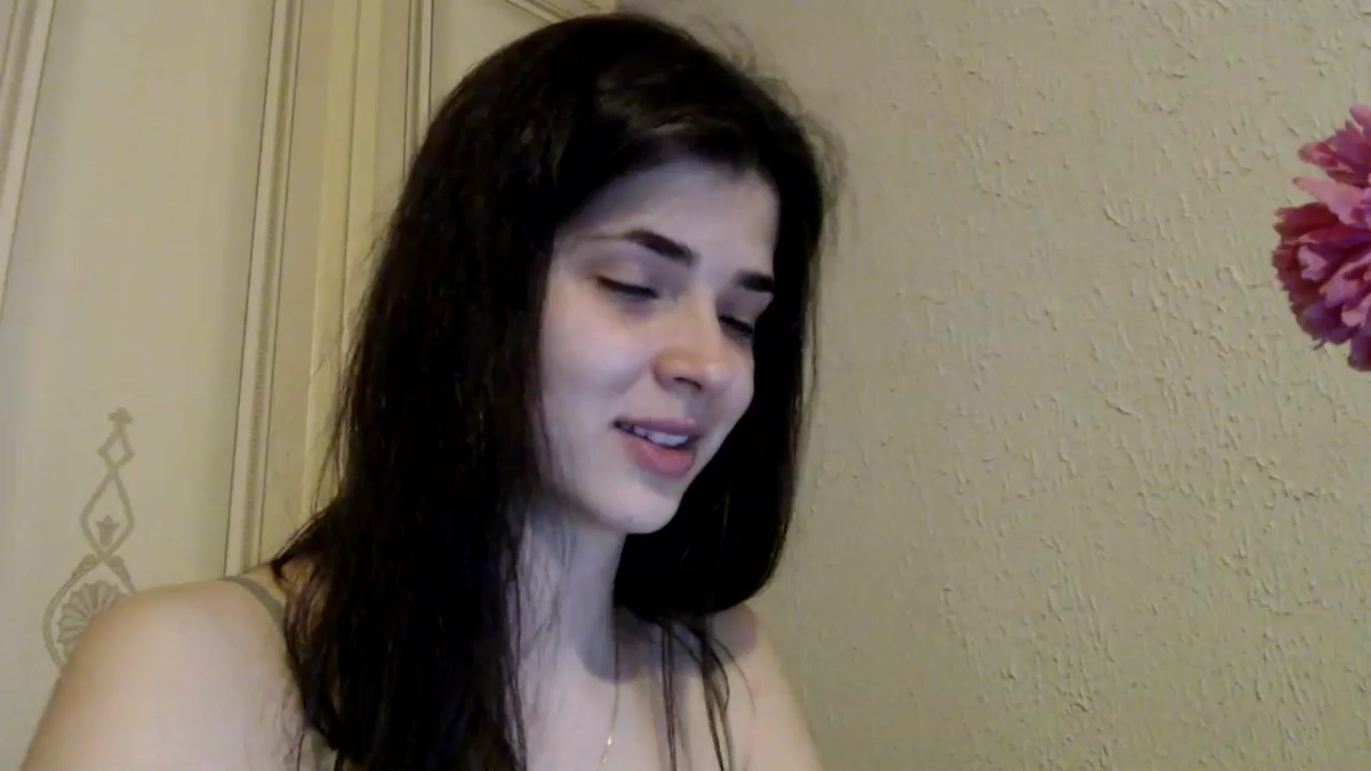 Gallery image thumbnail from ImYourLucky's myfreecams stream on, 06/06/2024, 16:27 image 15 of 20