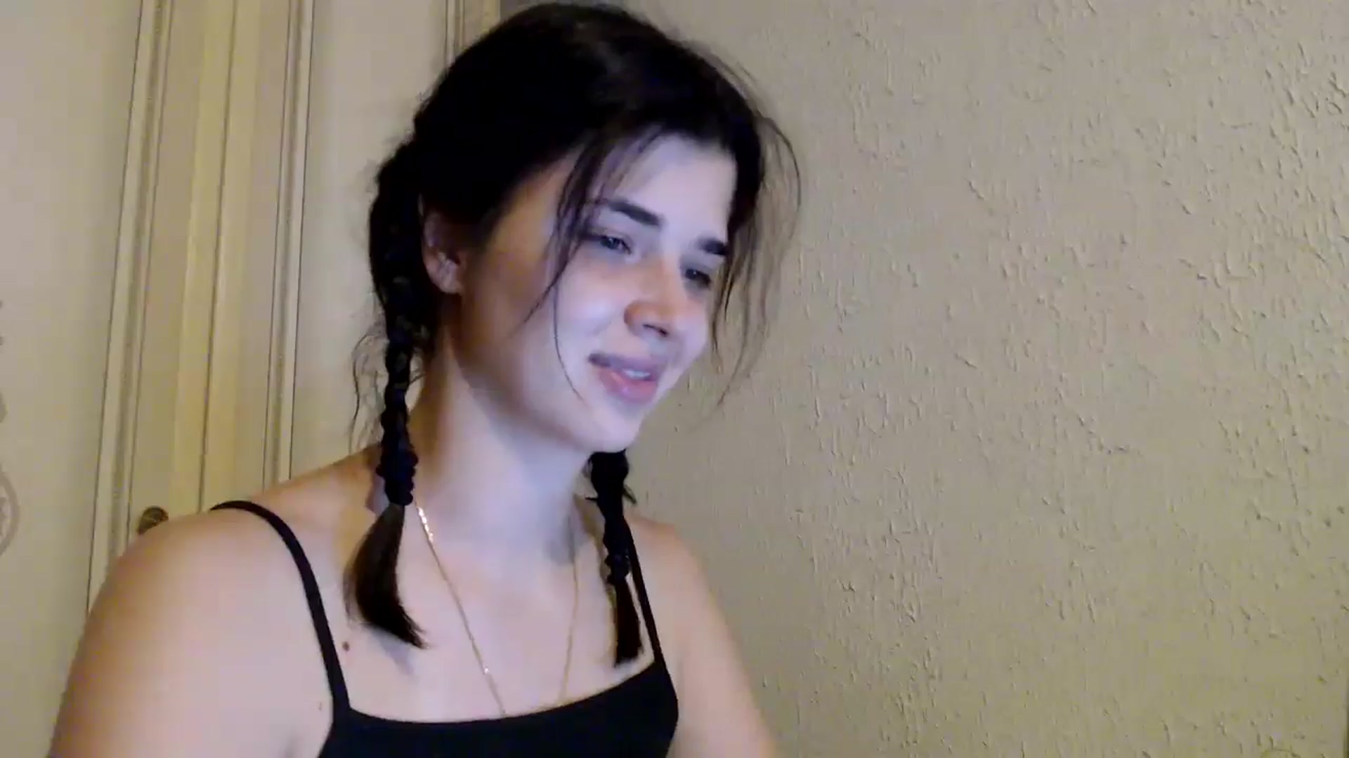Gallery image thumbnail from ImYourLucky's myfreecams stream on, 07/07/2024, 21:05 image 15 of 20