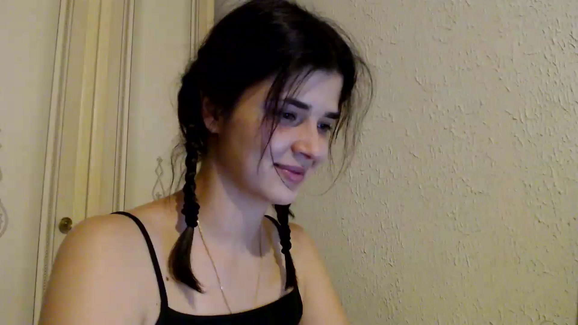 Gallery image thumbnail from ImYourLucky's myfreecams stream on, 07/07/2024, 21:05 image 17 of 20