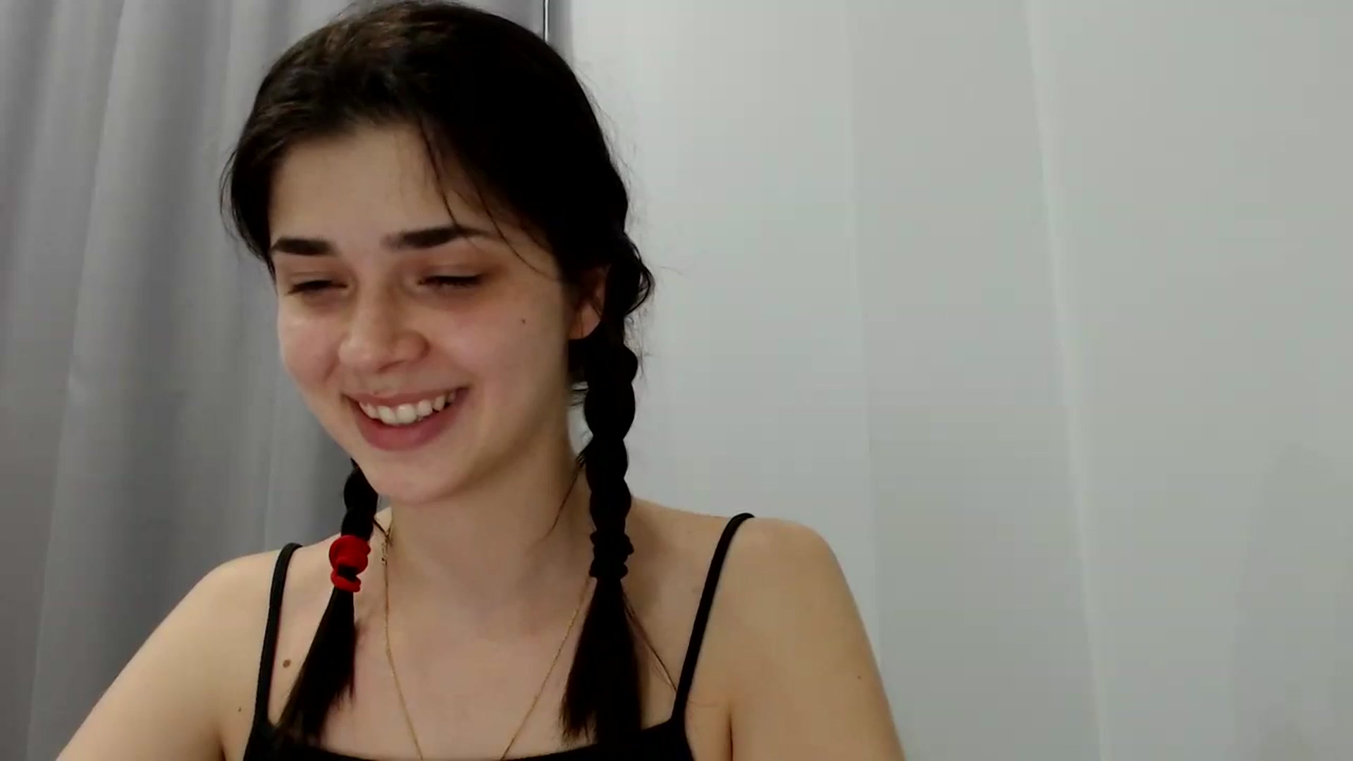 Gallery image thumbnail from ImYourLucky's myfreecams stream on, 07/17/2024, 17:56 image 10 of 20