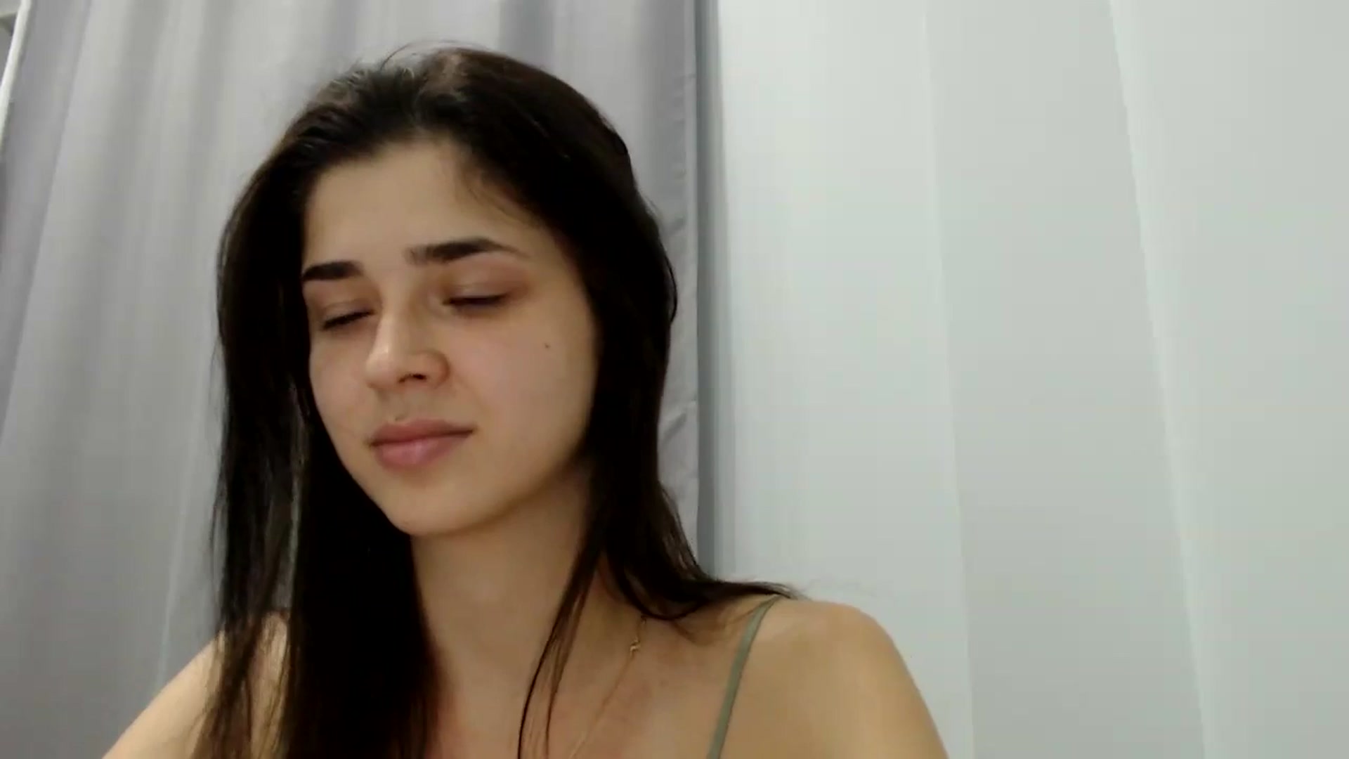 Gallery image thumbnail from ImYourLucky's myfreecams stream on, 08/03/2024, 19:00 image 12 of 20