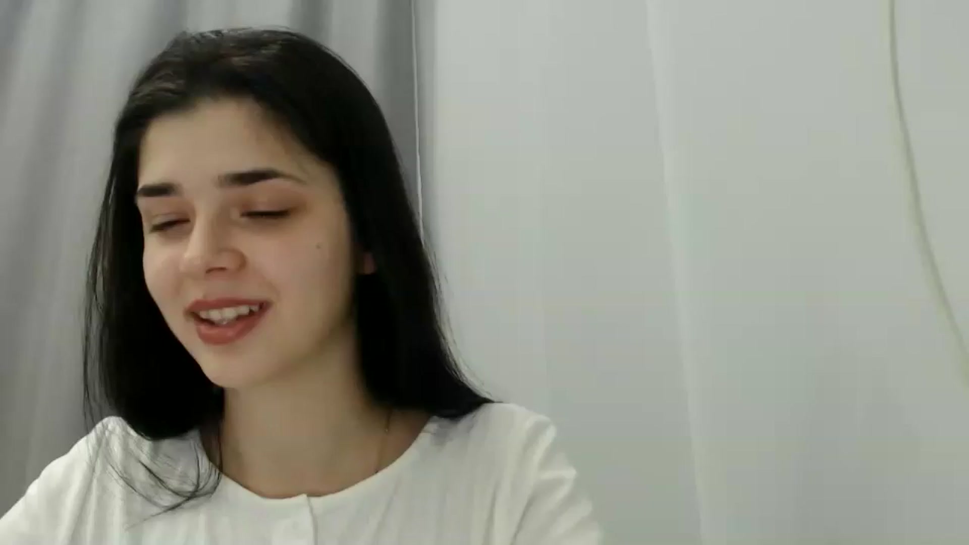 Gallery image thumbnail from ImYourLucky's myfreecams stream on, 02/08/2025, 18:15 image 14 of 20