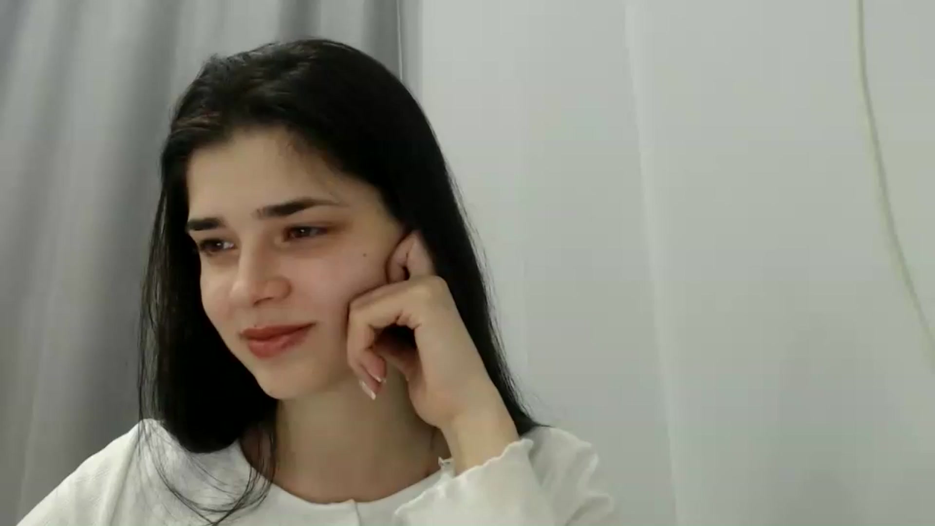 Gallery image thumbnail from ImYourLucky's myfreecams stream on, 02/08/2025, 18:15 image 15 of 20