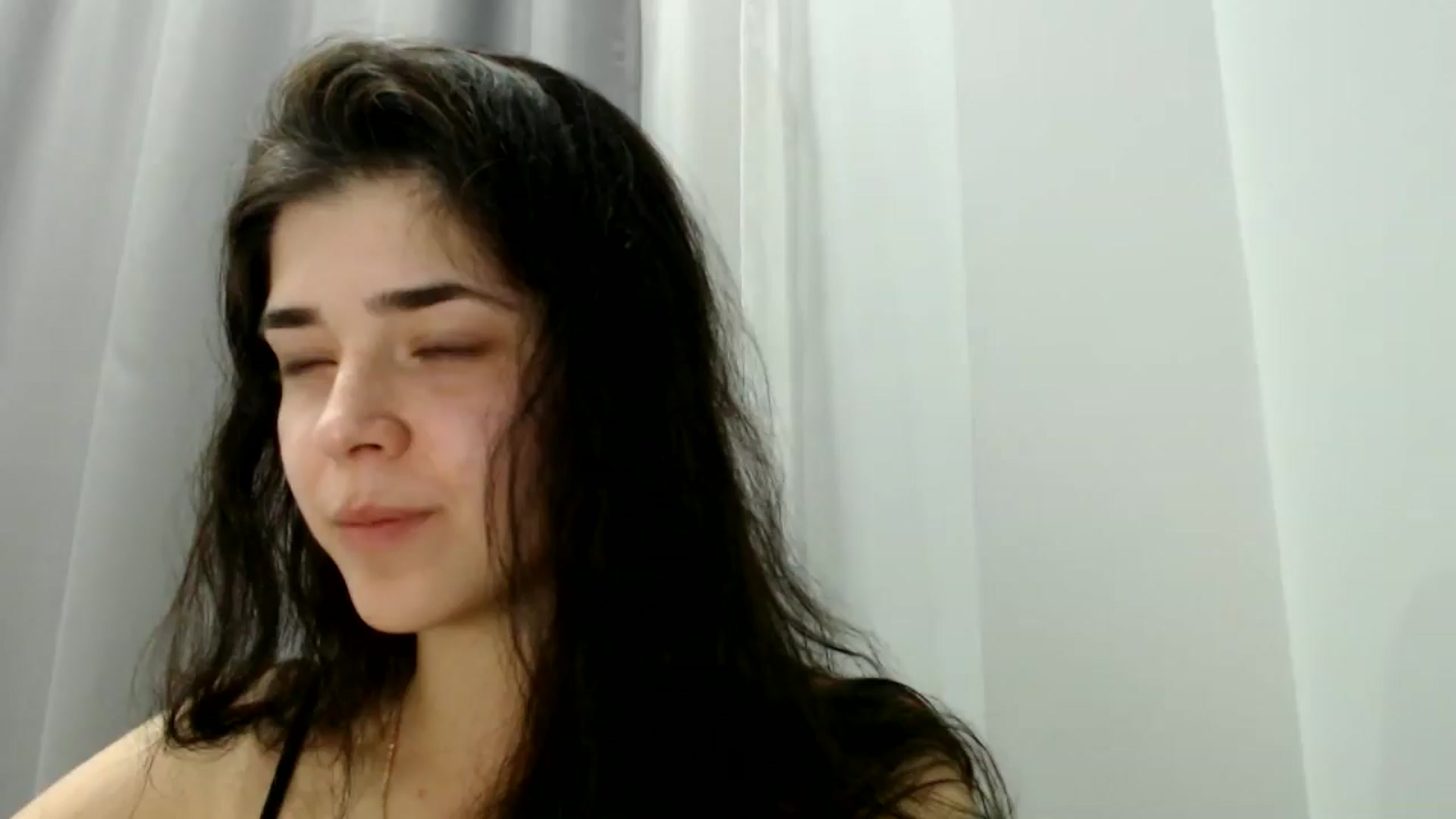 Gallery image thumbnail from ImYourLucky's myfreecams stream on, 03/26/2025, 22:37 image 16 of 20
